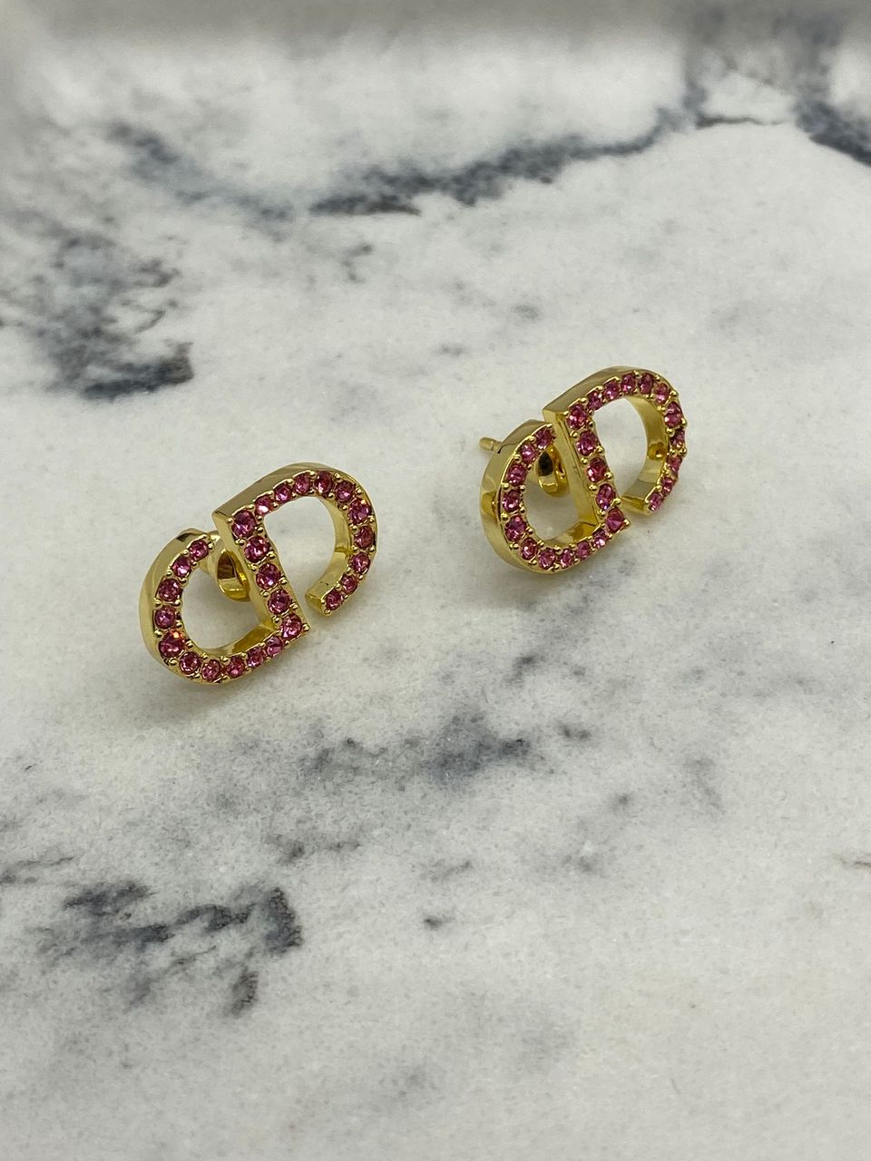 CHRISTIAN DIOR CD Gold Tone Pink Small Earrings - Pre owned