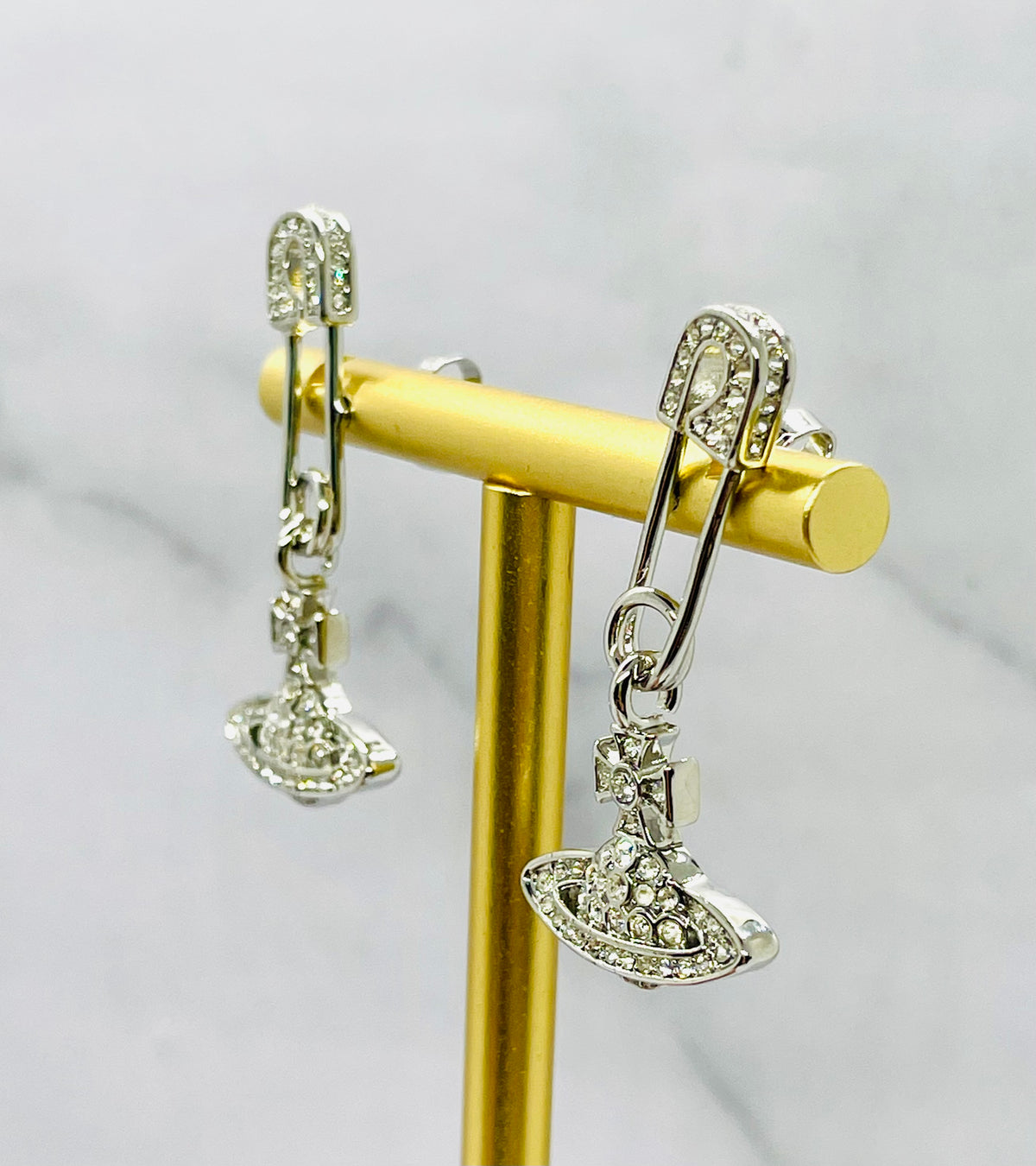 VIVIENNE WESTWOOD Orb Rhinestone Earrings - Pre owned