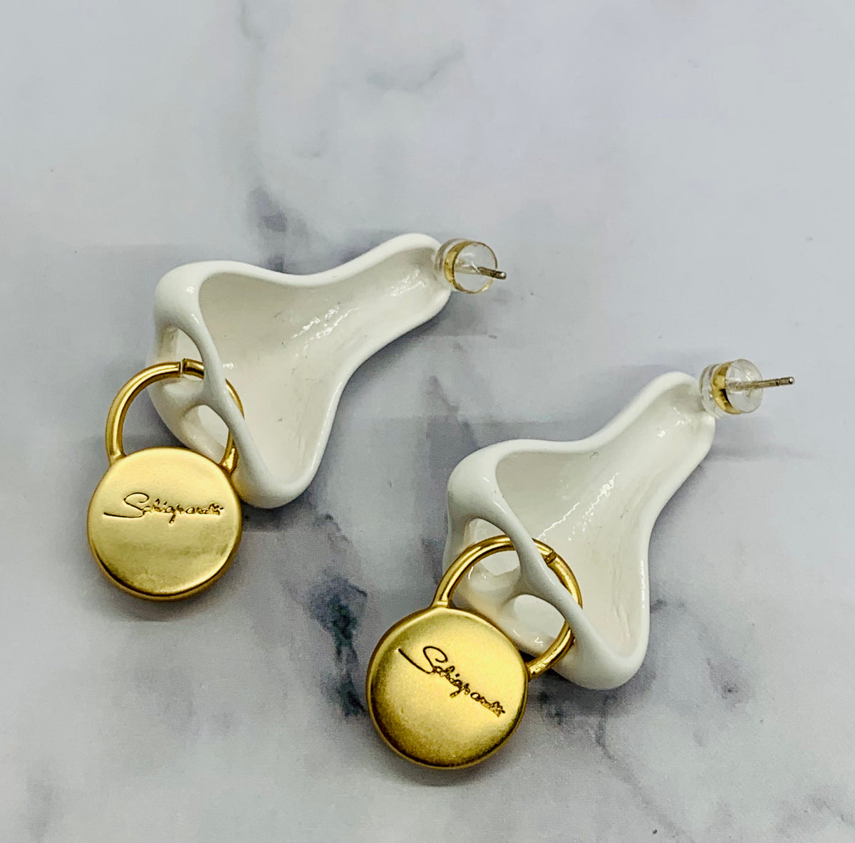 SCHIAPARELLI Statement Pierced Nose Pendant Earrings - Pre owned
