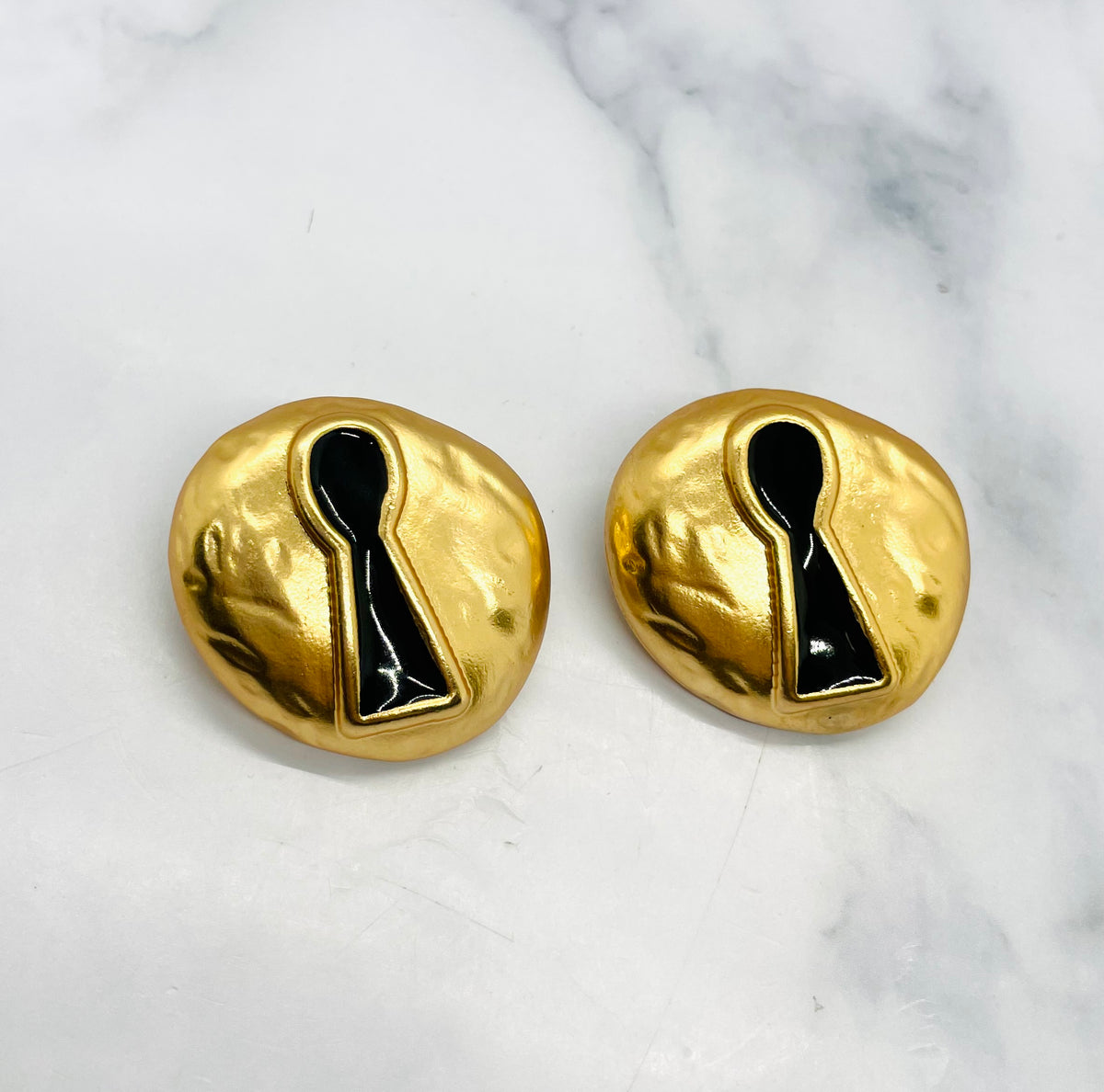 SCHIAPARELLI Keyhole Statement Earrings - Pre owned