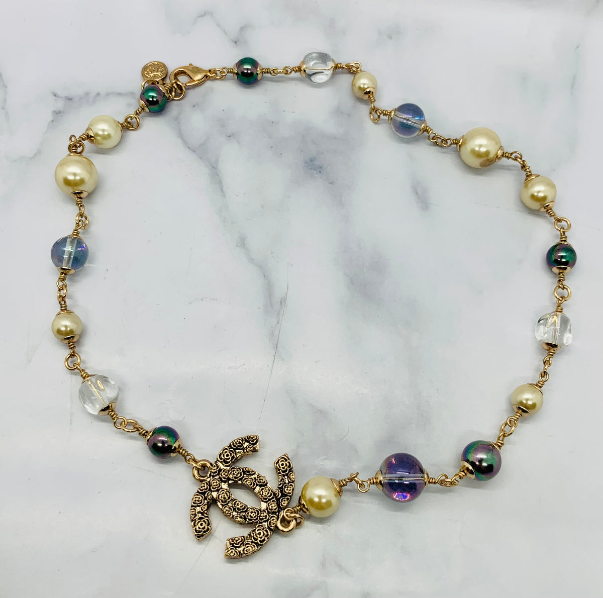 CHANEL CC Vintage Short Necklace - Pre owned