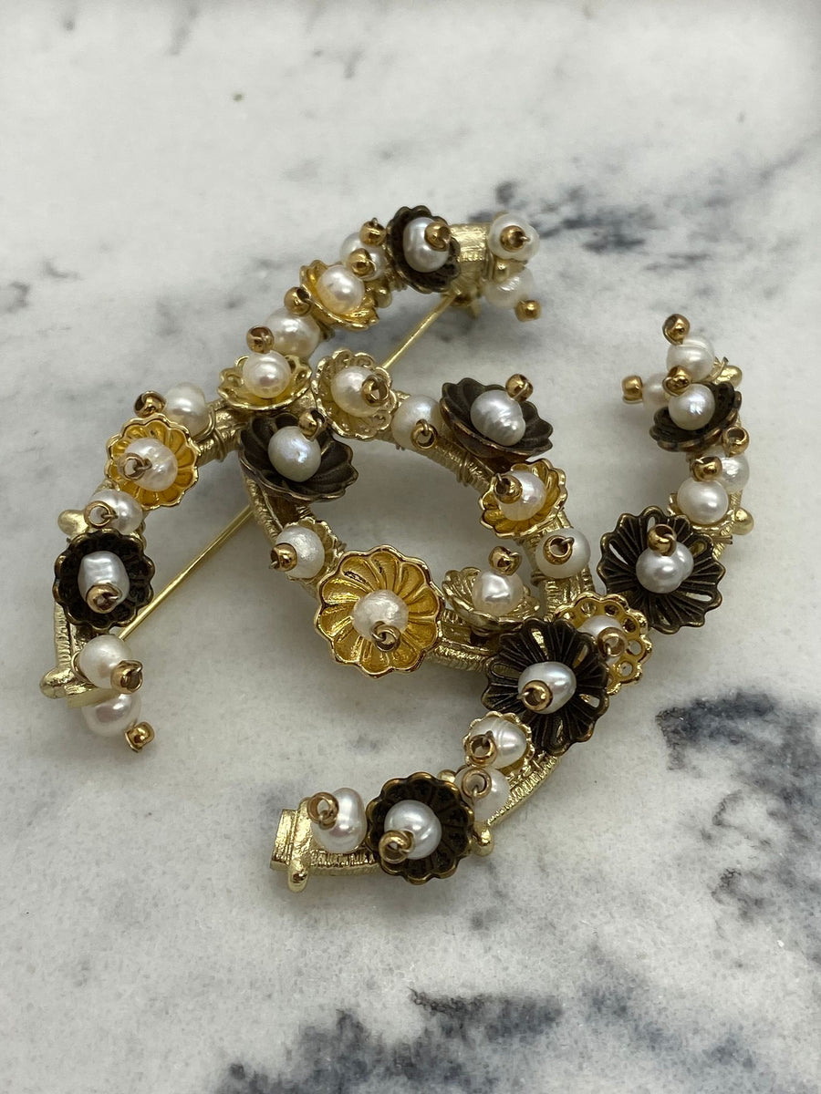 CHANEL CC 2017 Flower Brooch Pin - USED