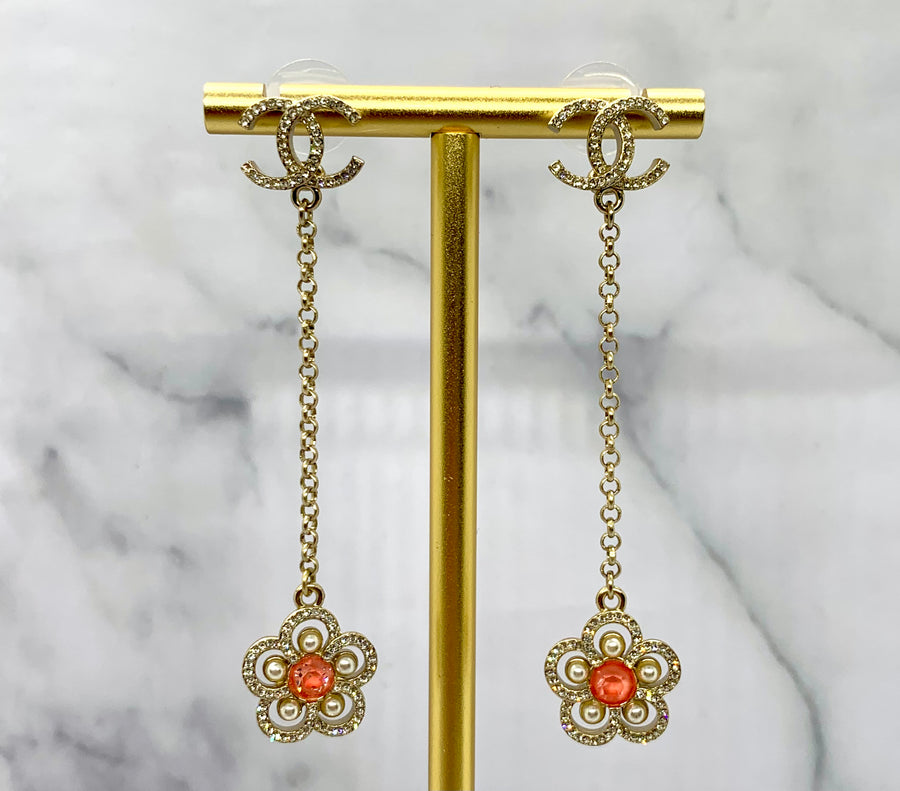 CHANEL CC Flower Pendant Earrings - USED