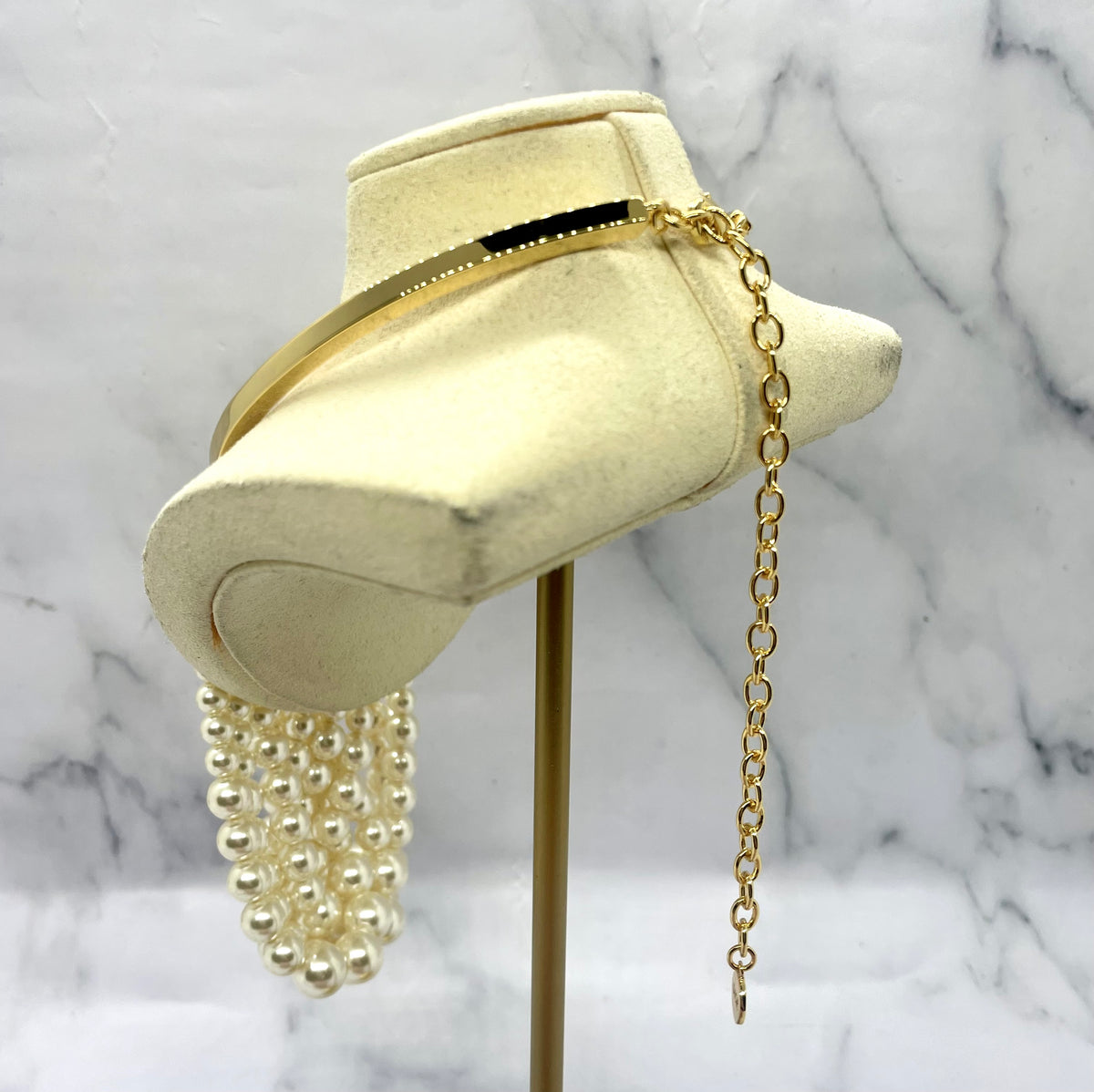 CHRISTIAN DIOR Pearl Statement Necklace - Pre owned
