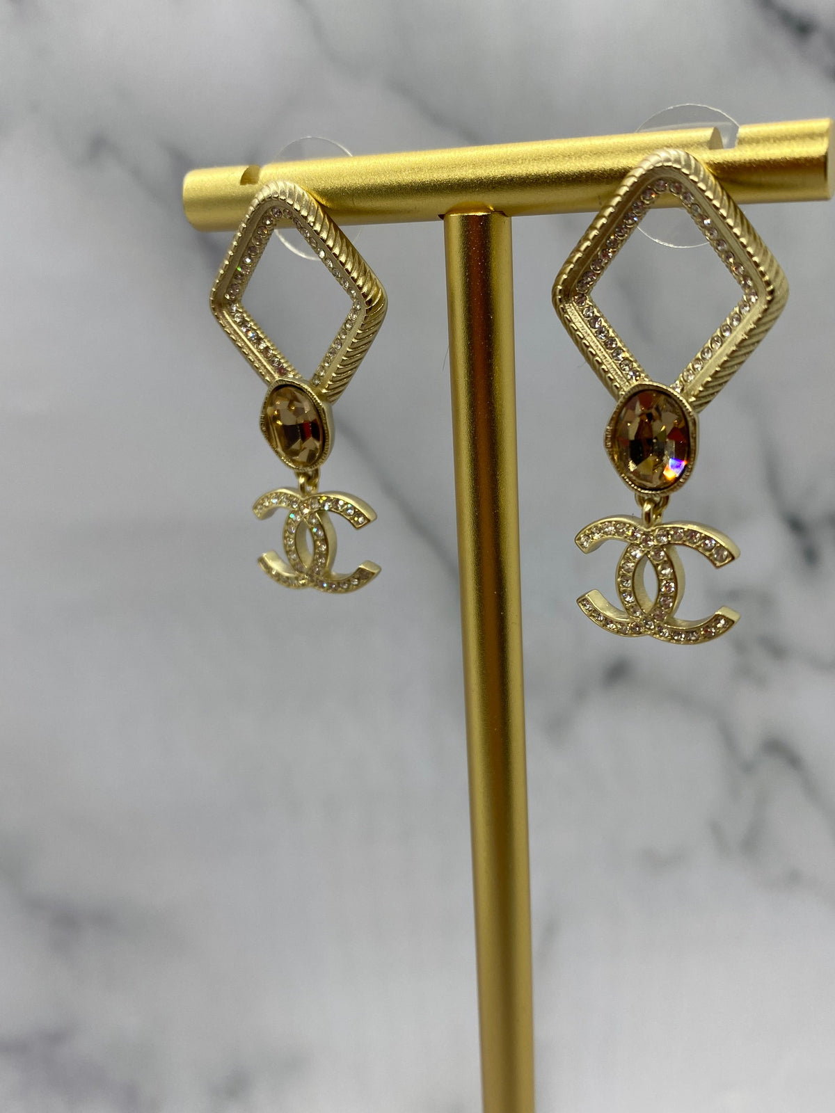 CHANEL CC Rhinestone Pendant Earrings - Pre owned