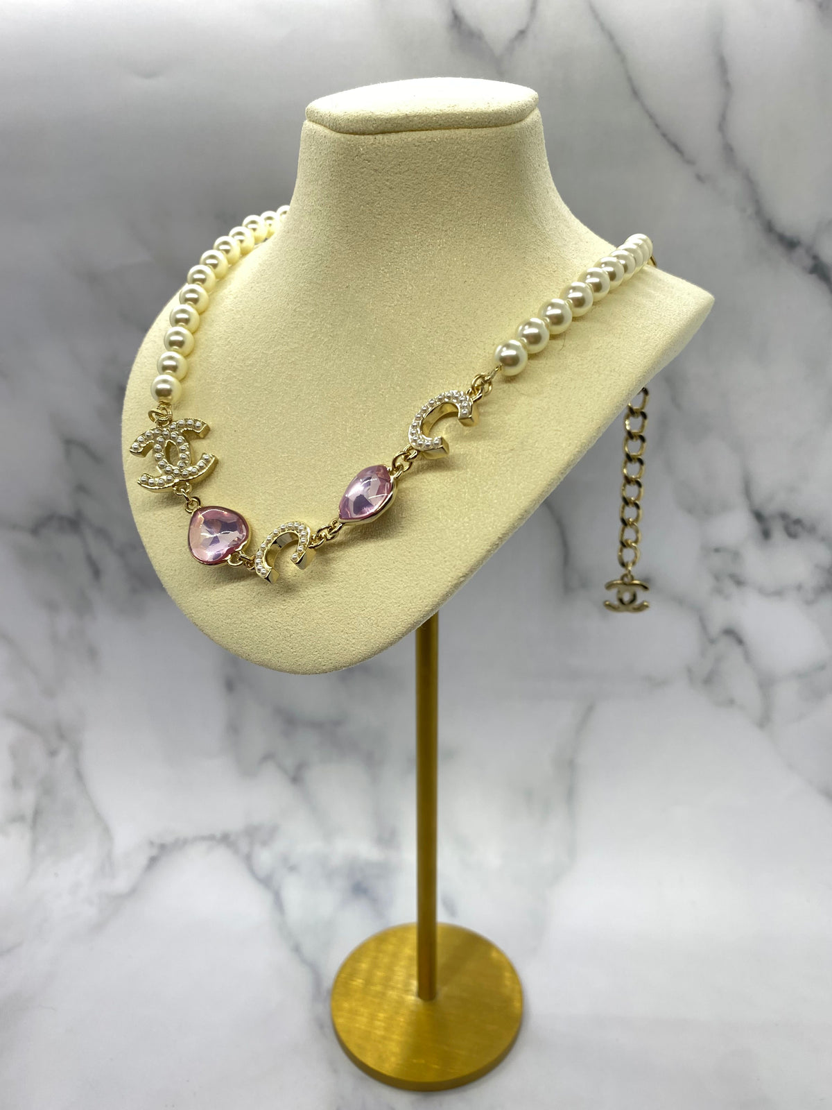 CHANEL CC I Heart Coco Pearl Necklace - USED