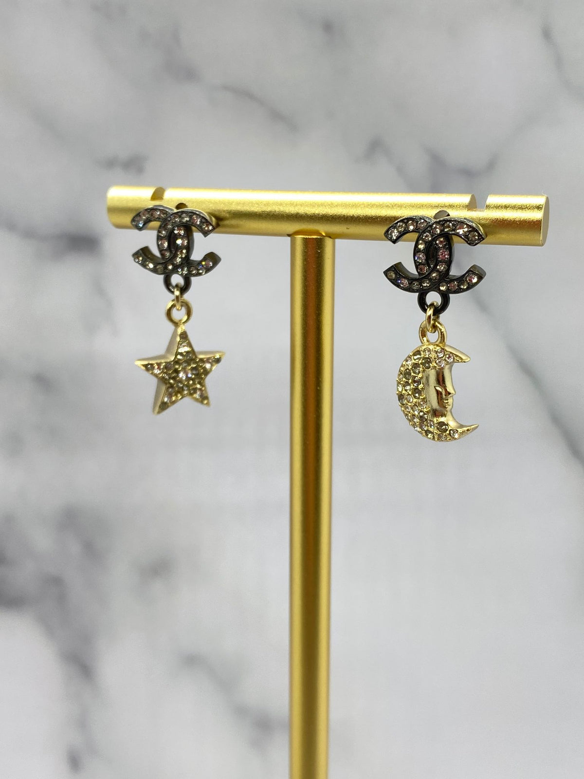 CHANEL CC Sun & Moon Earrings - Pre owned