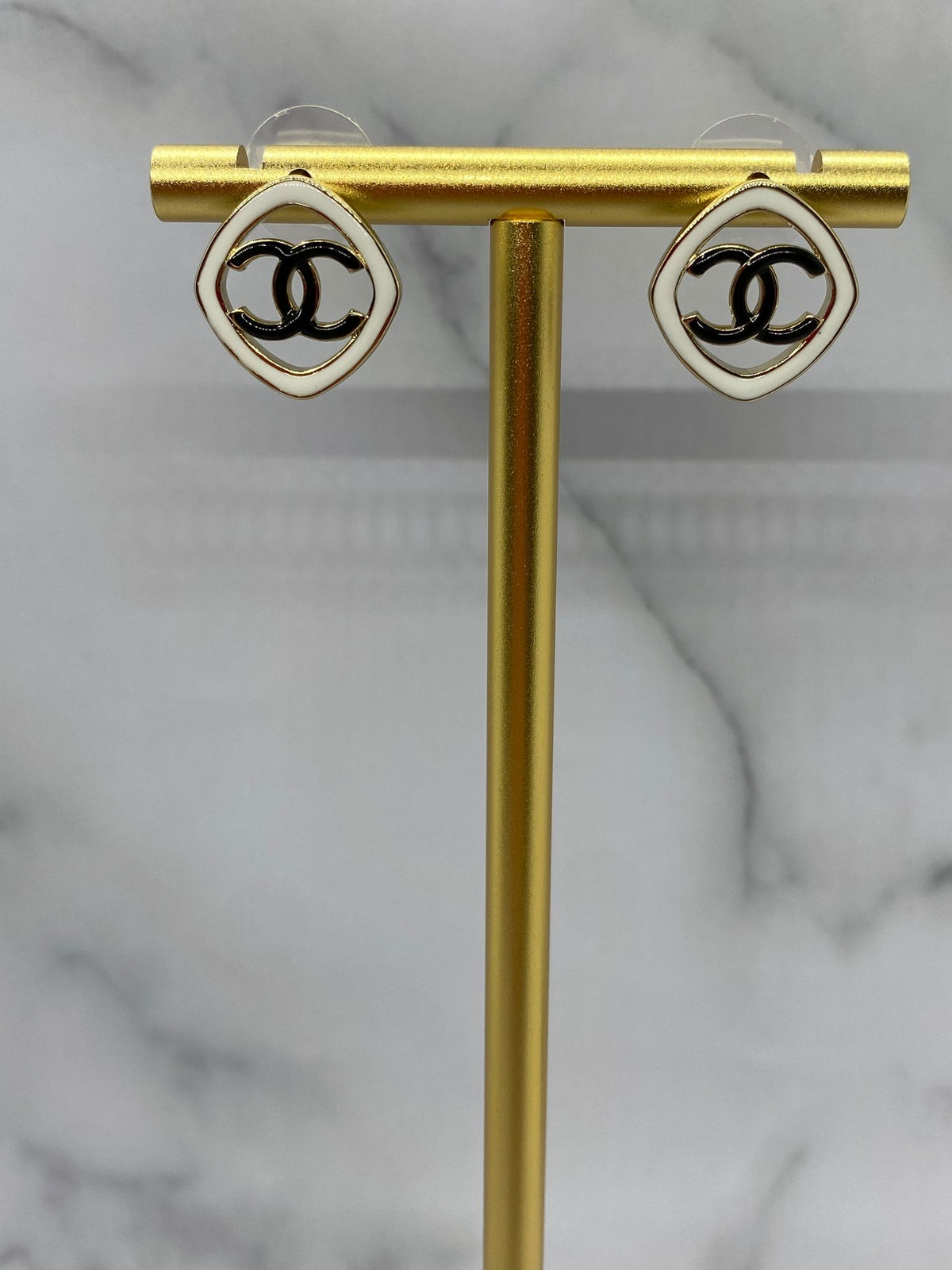 CHANEL CC Enamel Earrings - Pre owned