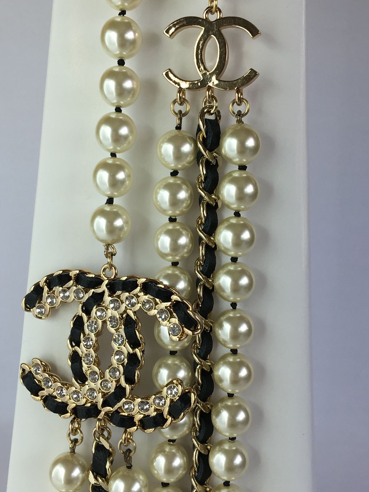 CHANEL CC Pearl & Leather Trim Multi Strand Necklace - Pre owned