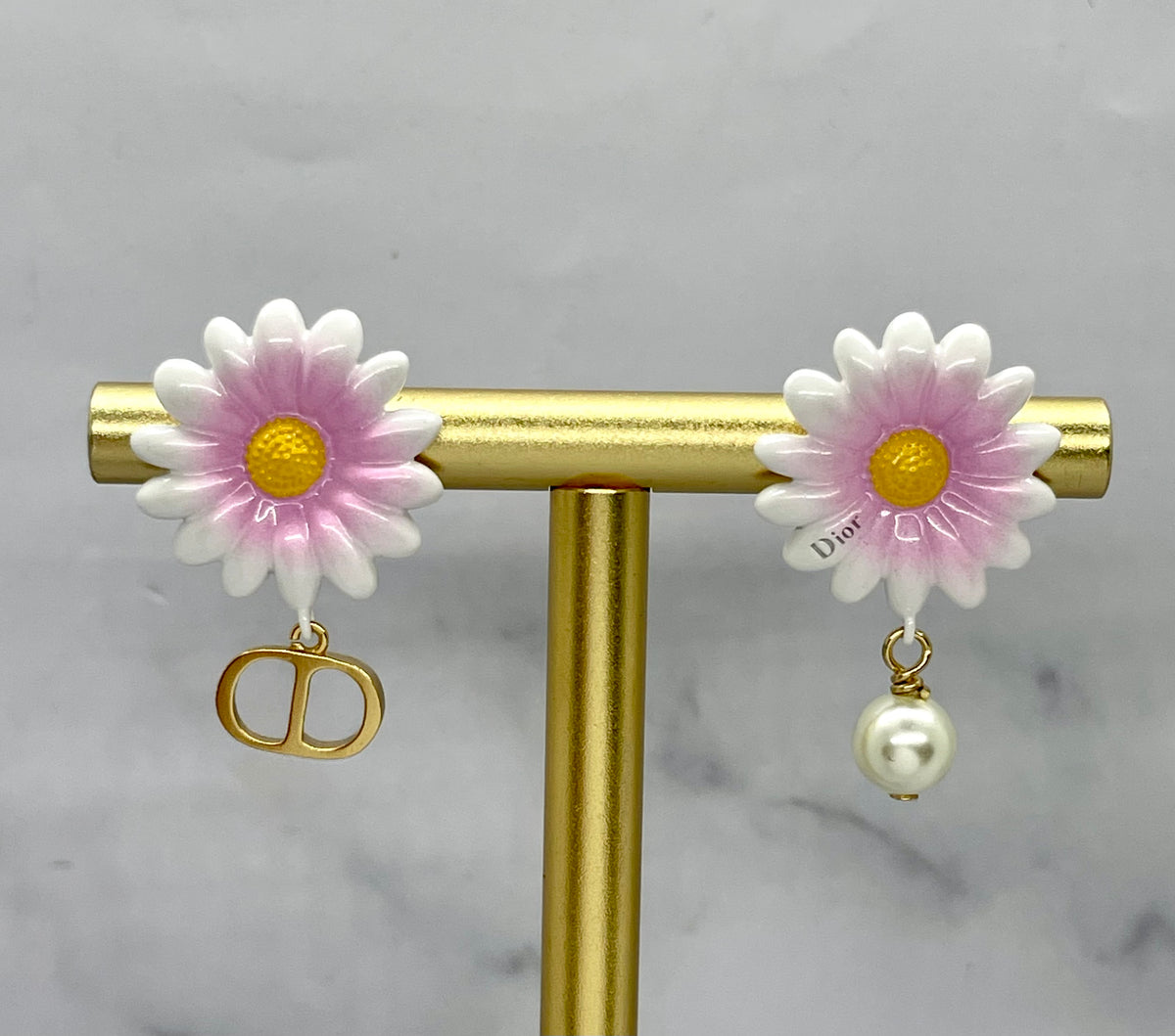 CHRISTIAN DIOR CD Garden Daisy Earrings - Pre Owned