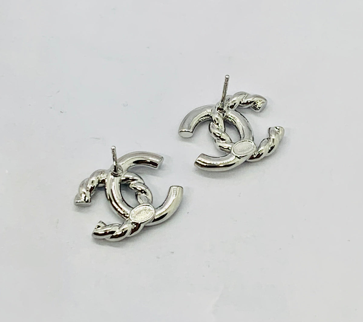 copy of CHANEL CC Gold Tone Twist Earrings - Pre owned