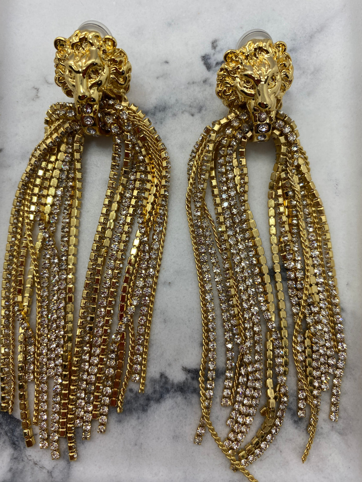 GUCCI Gold Crystal Lion Fringe Earrings - Pre owned