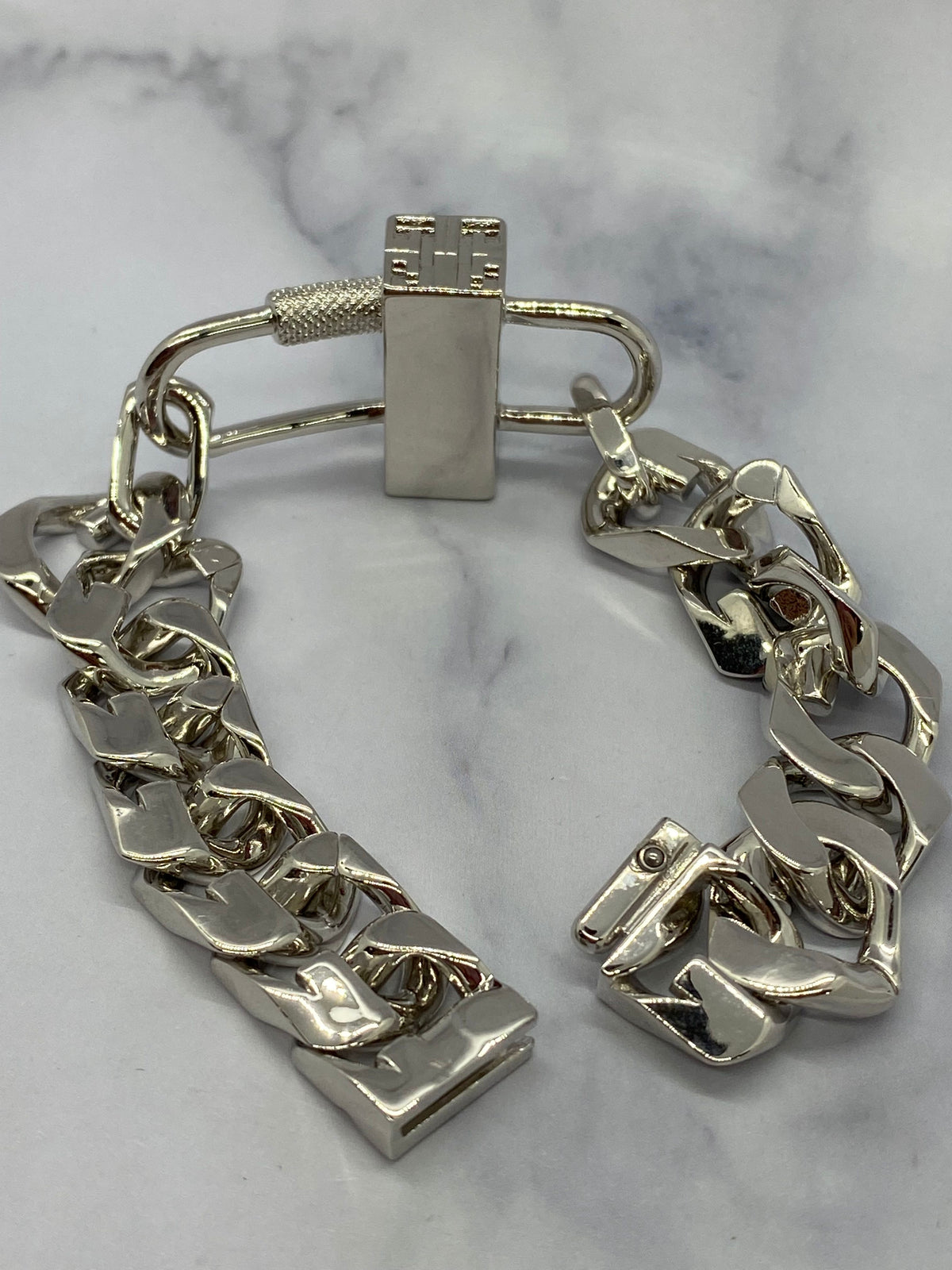 GIVENCHY Silver Chain Bracelet - Pre owned