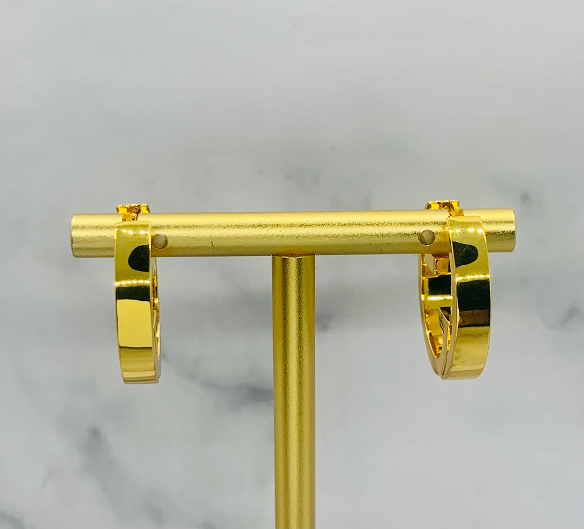 GUCCI GG Gold Tone Hoop Earrings - Pre owned