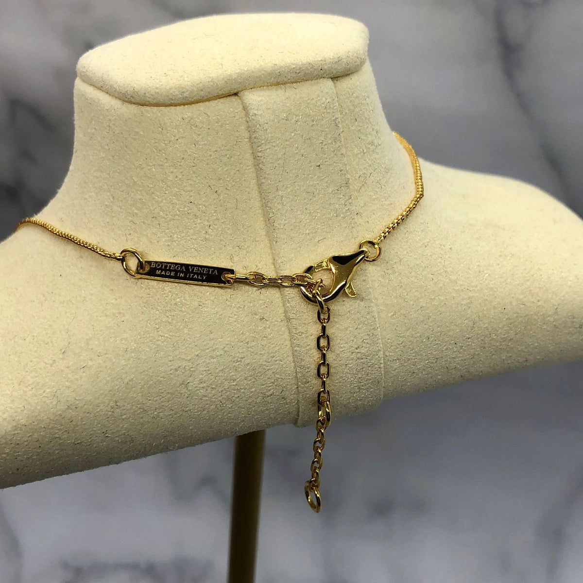 BOTTEGA VENETA Gold Tone Tear Drop Necklace - Pre owned