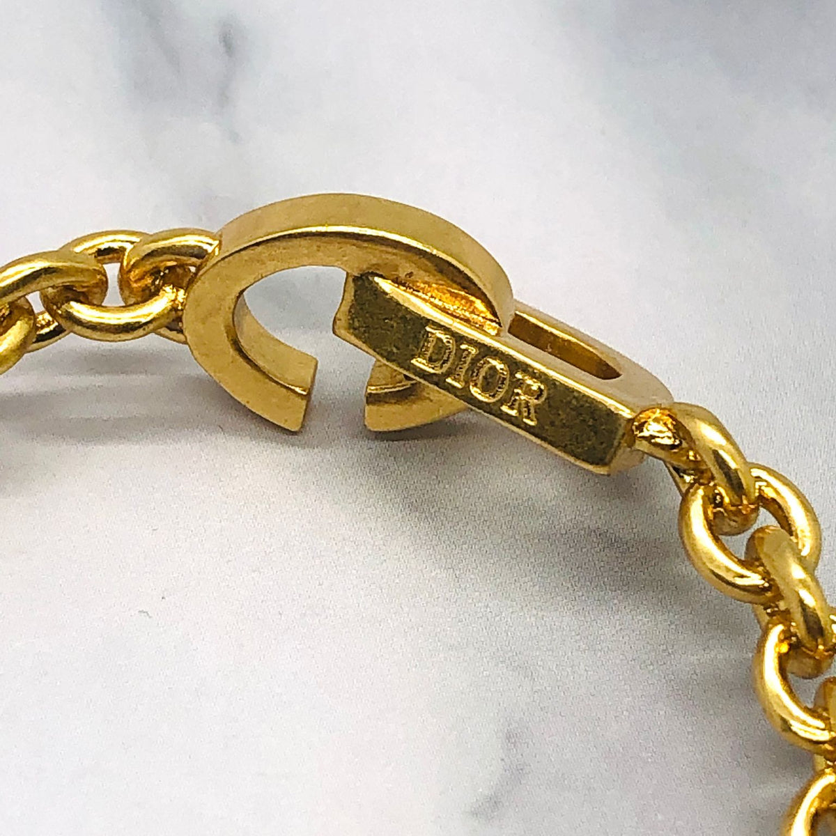CHRISTIAN DIOR CD Gold Chain Hoop Earrings - Pre owned
