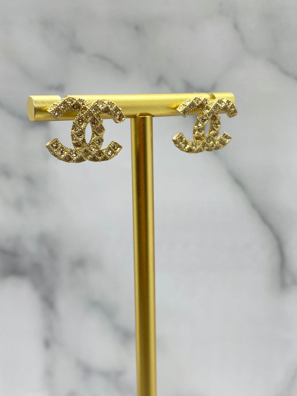 CHANEL CC Gold Rhinestone Earrings - Pre owned