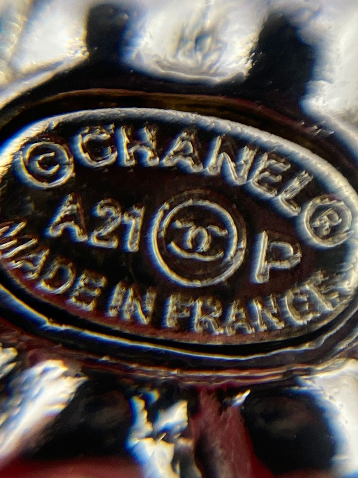 CHANEL CC Silver Tone Rhinestone Brooch Pin - Pre owned