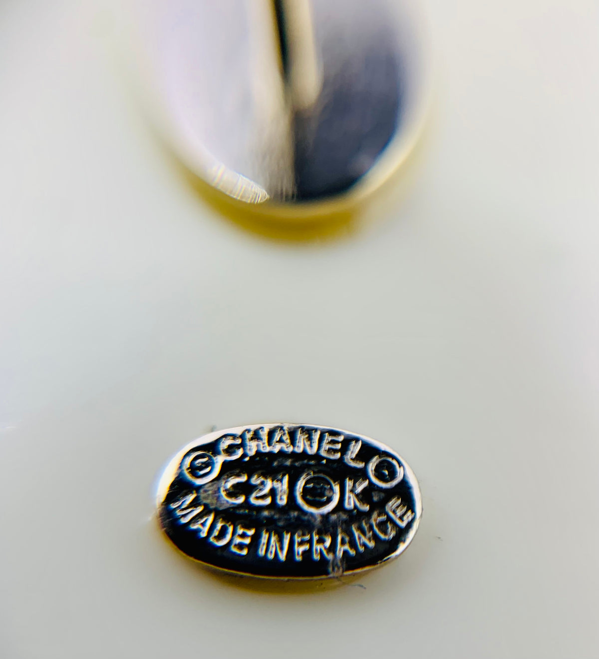 CHANEL CC Plastic Camelia Earrings - Pre owned