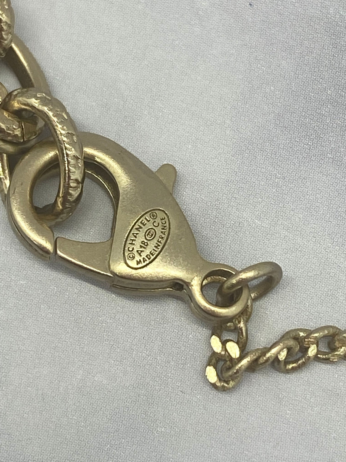CHANEL CC 2018 RARE Star Statement Necklace - Pre owned