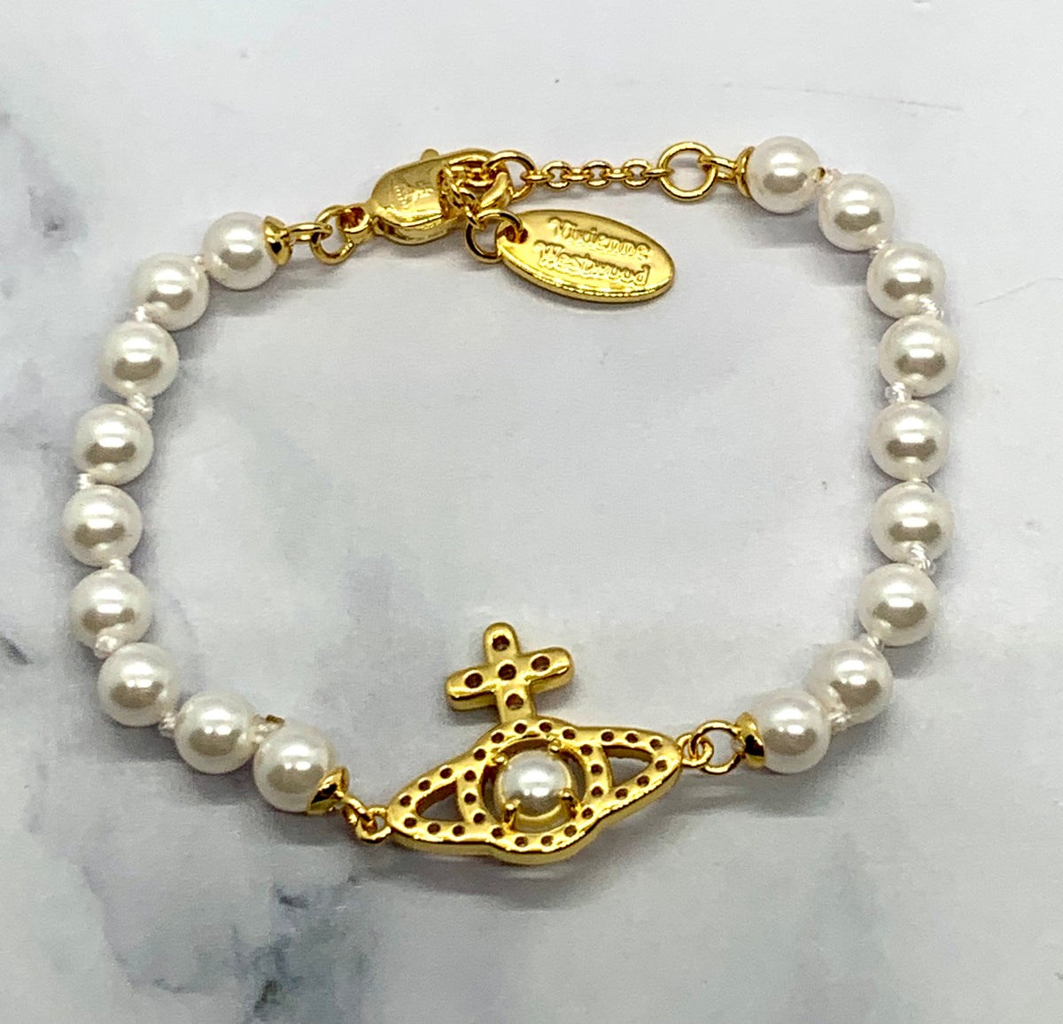 VIVIENNE WESTWOOD Pearl Orb Bracelet - Pre owned