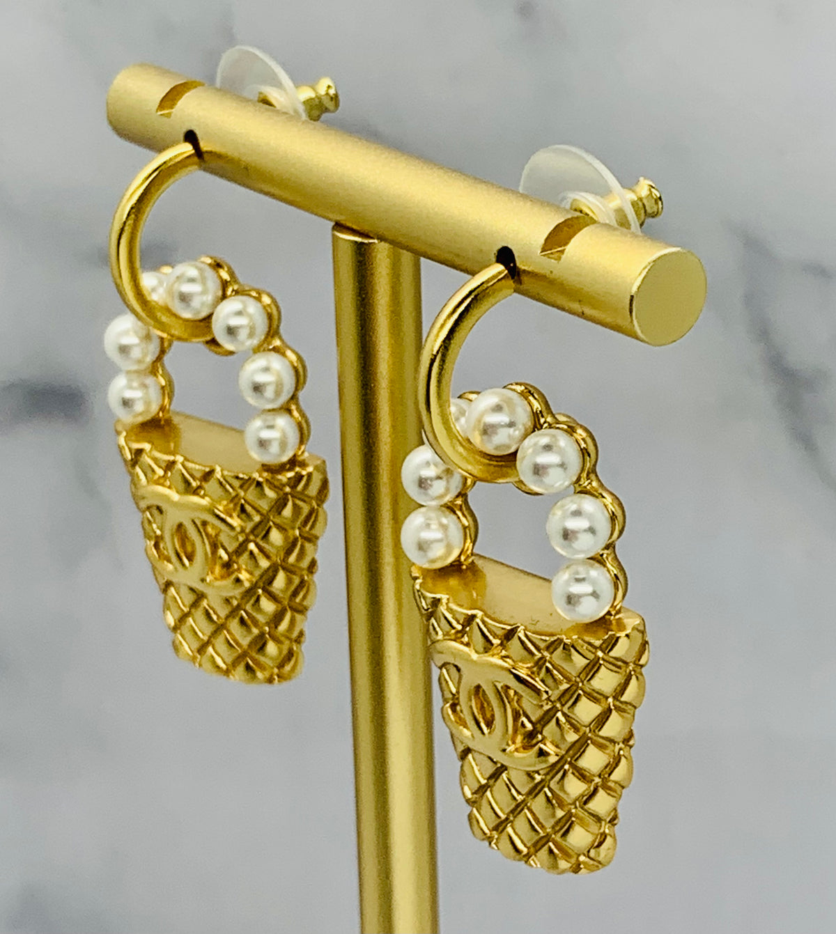 CHANEL CC Vintage Basket Earrings - USED