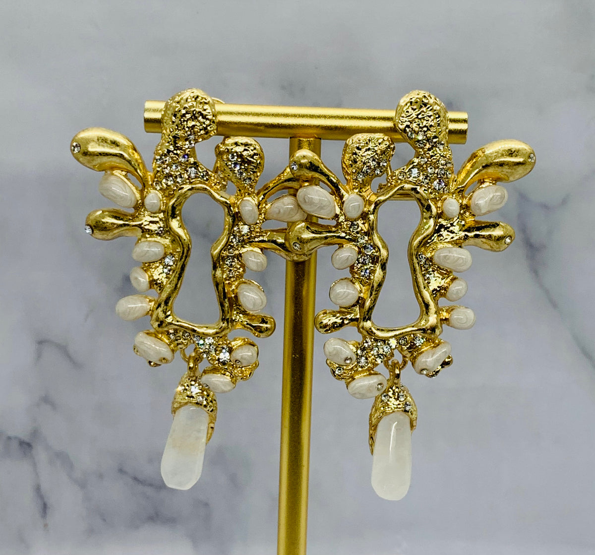 SCHIAPARELLI Statement Key Hole Gold Earrings - Pre owned