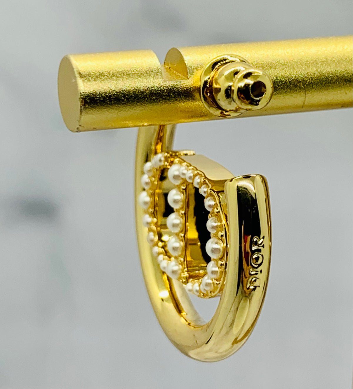 CHRISTIAN DIOR CD Pearl Hoop Earrings - Pre owned