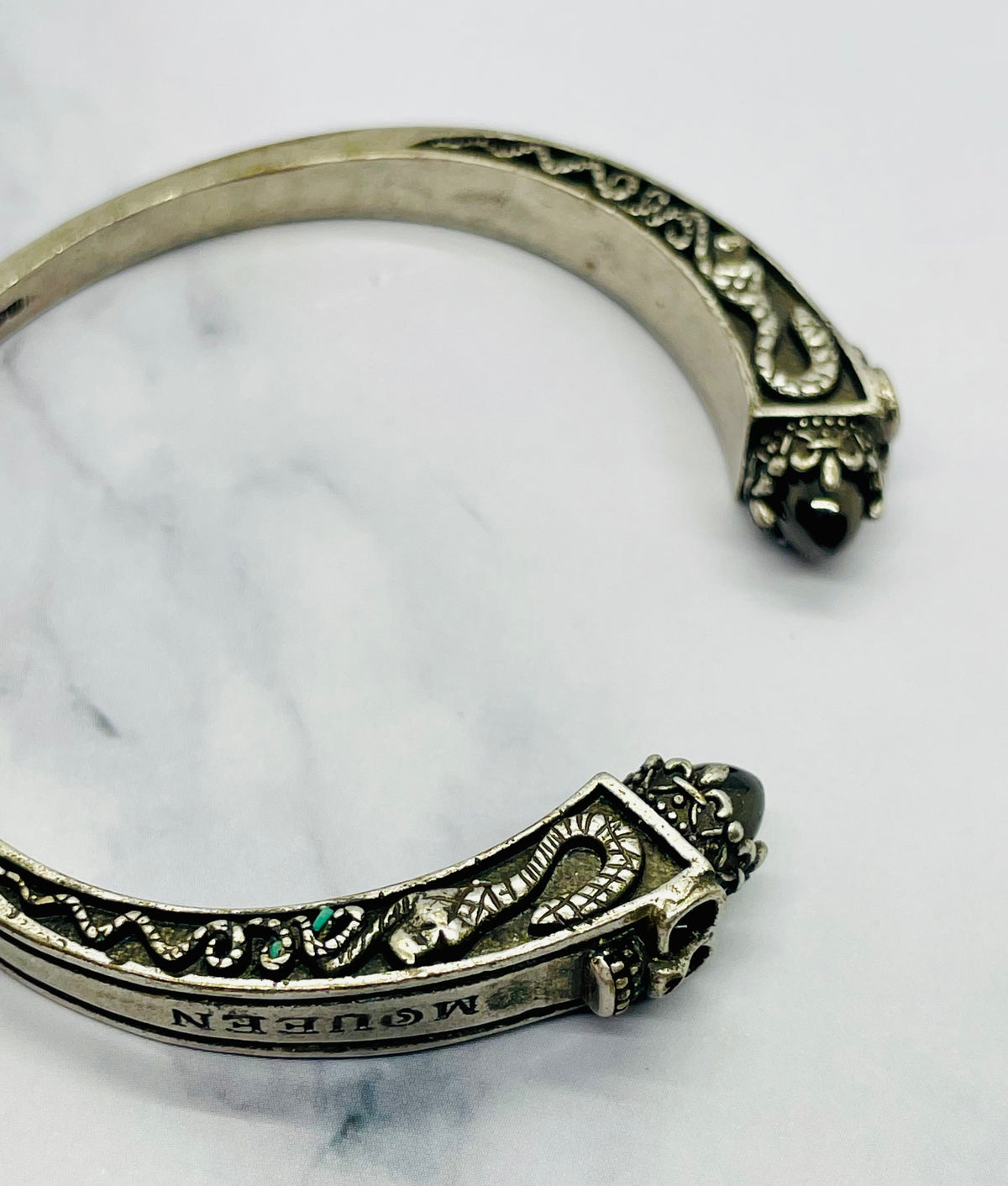 ALEXANDER MCQUEEN Onyx Cuff Bracelet - USED