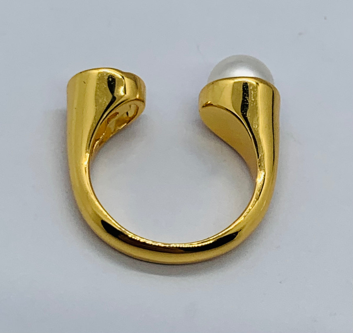 GUCCI GG Pearl Ring  sz 7 adjustable - Pre owned