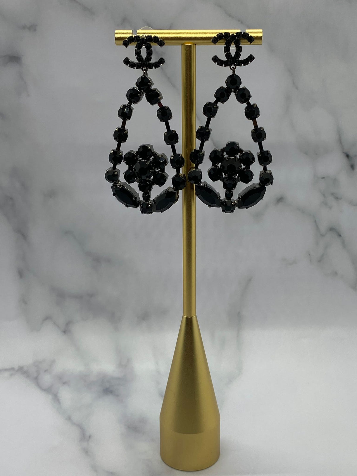 CHANEL CC Black Rhinestone Chandelier Earrings - Pre owned