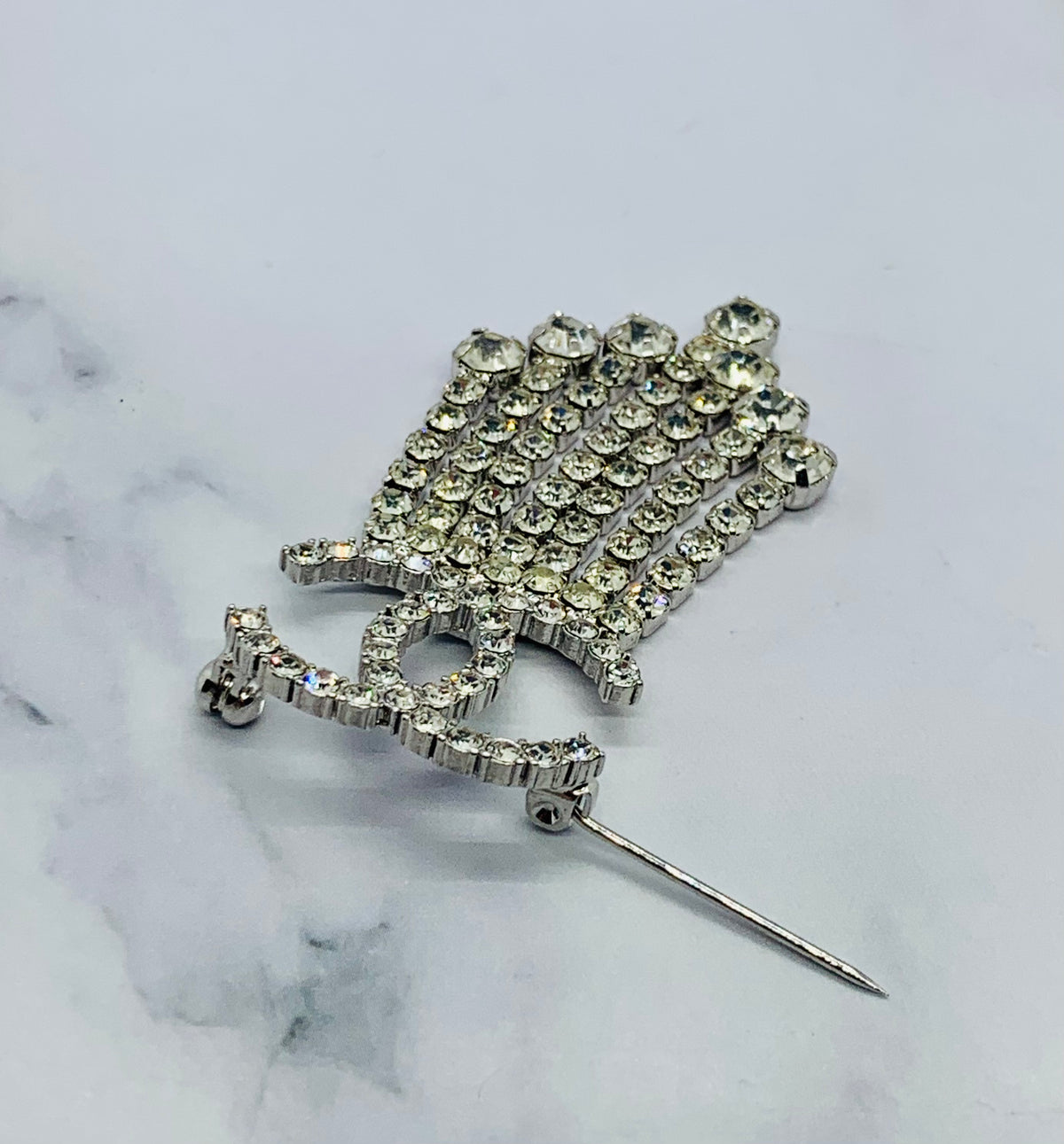 CHANEL CC Rhinestone Brooch Pin - Pre owned