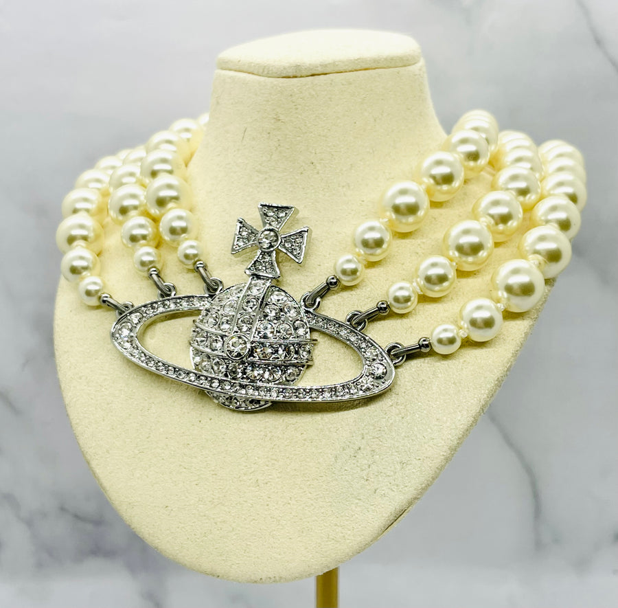 VIVIENNE WESTWOOD Pearl Statement Choker Necklace - Pre owned