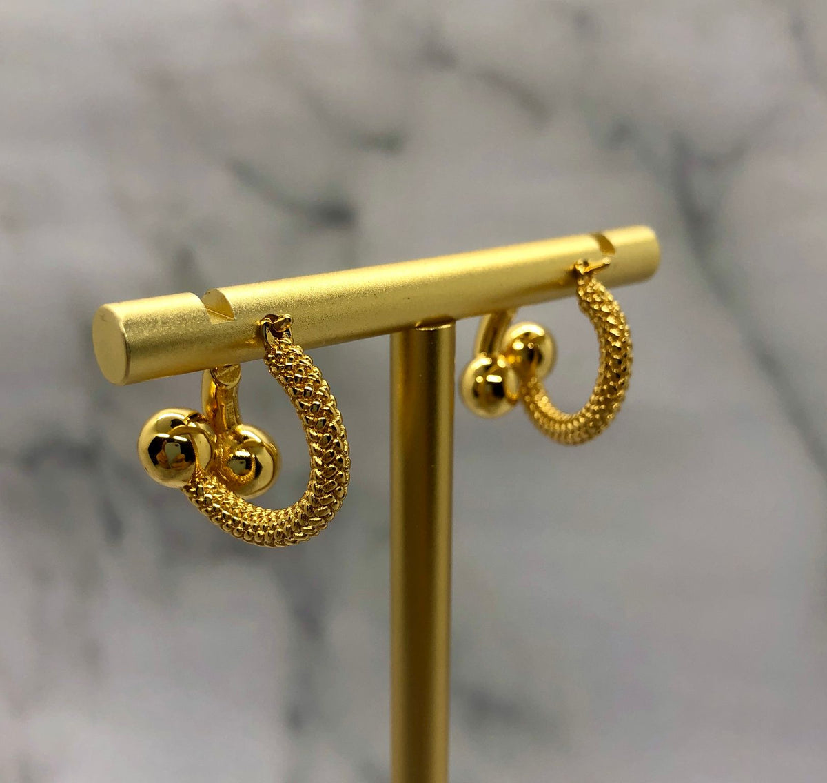 xBOTTEGA VENETA Gold Tone Hoop Earrings - Pre owned