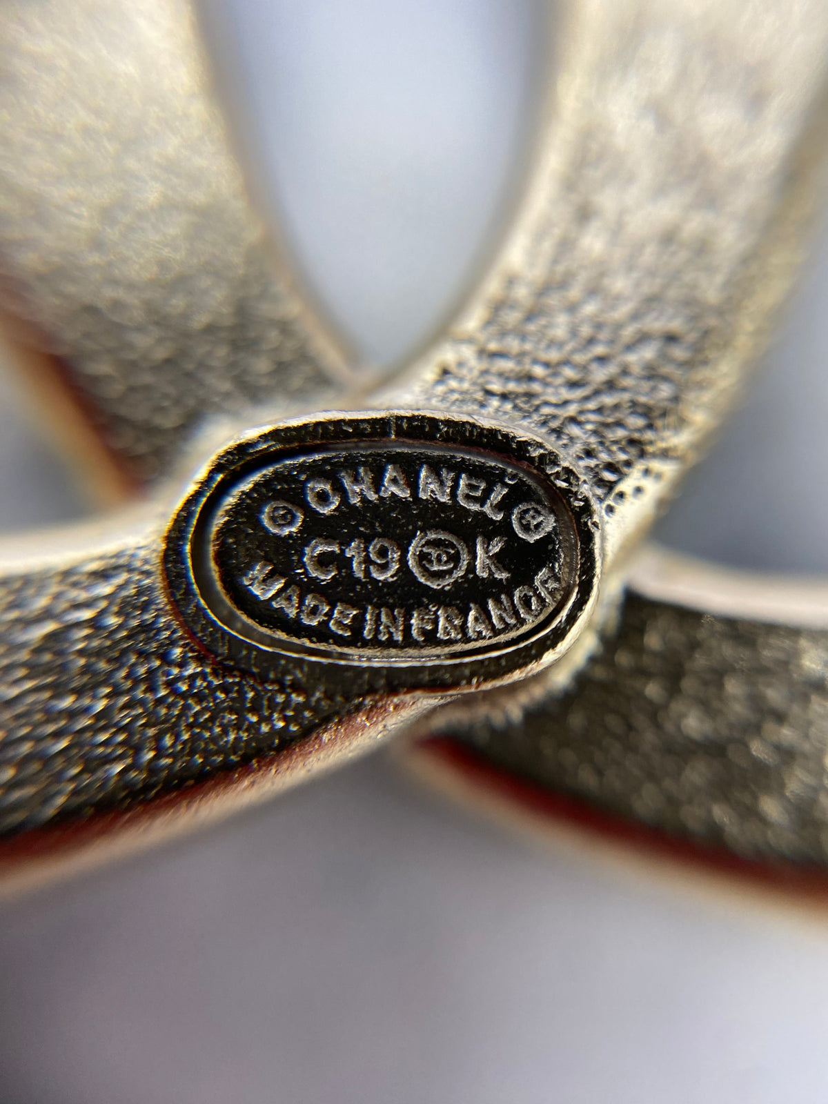CHANEL CC Pewter Dark Rhinestone Brooch - USED