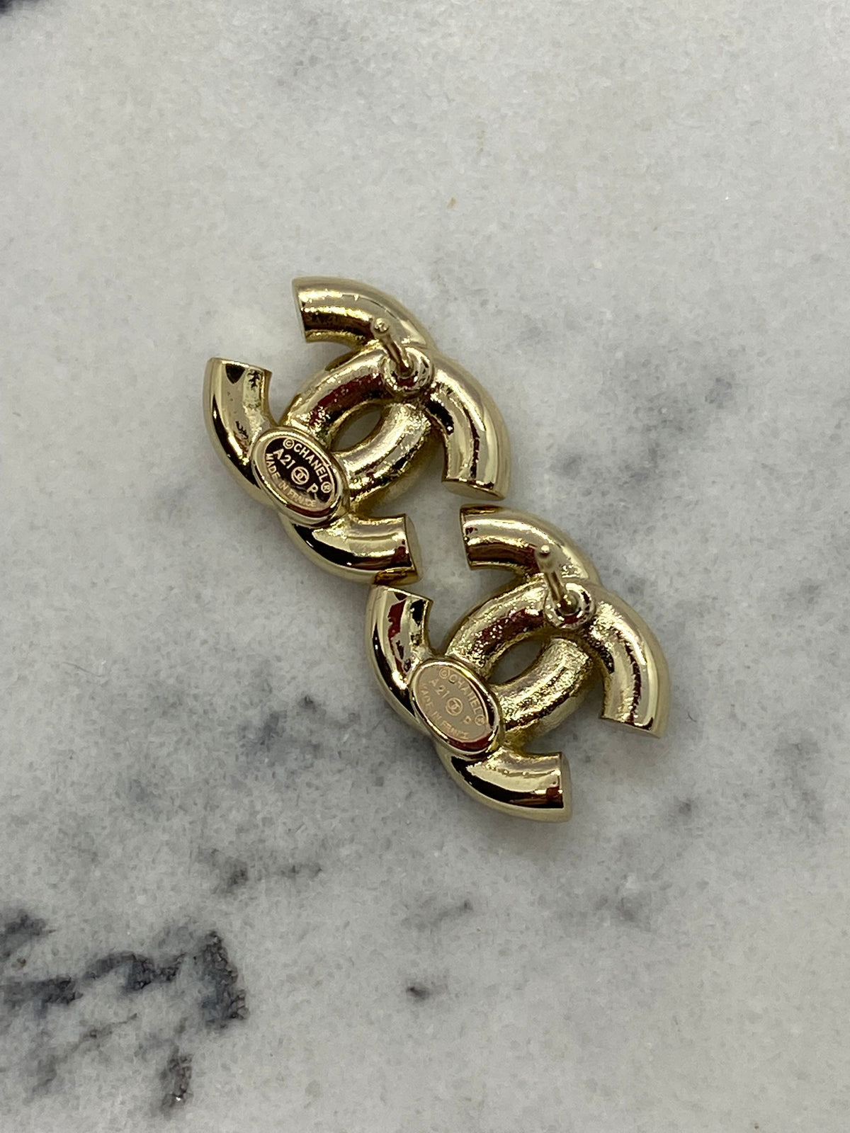 CHANEL CC Pale Gold Rhinestone Earrings - Pre owned