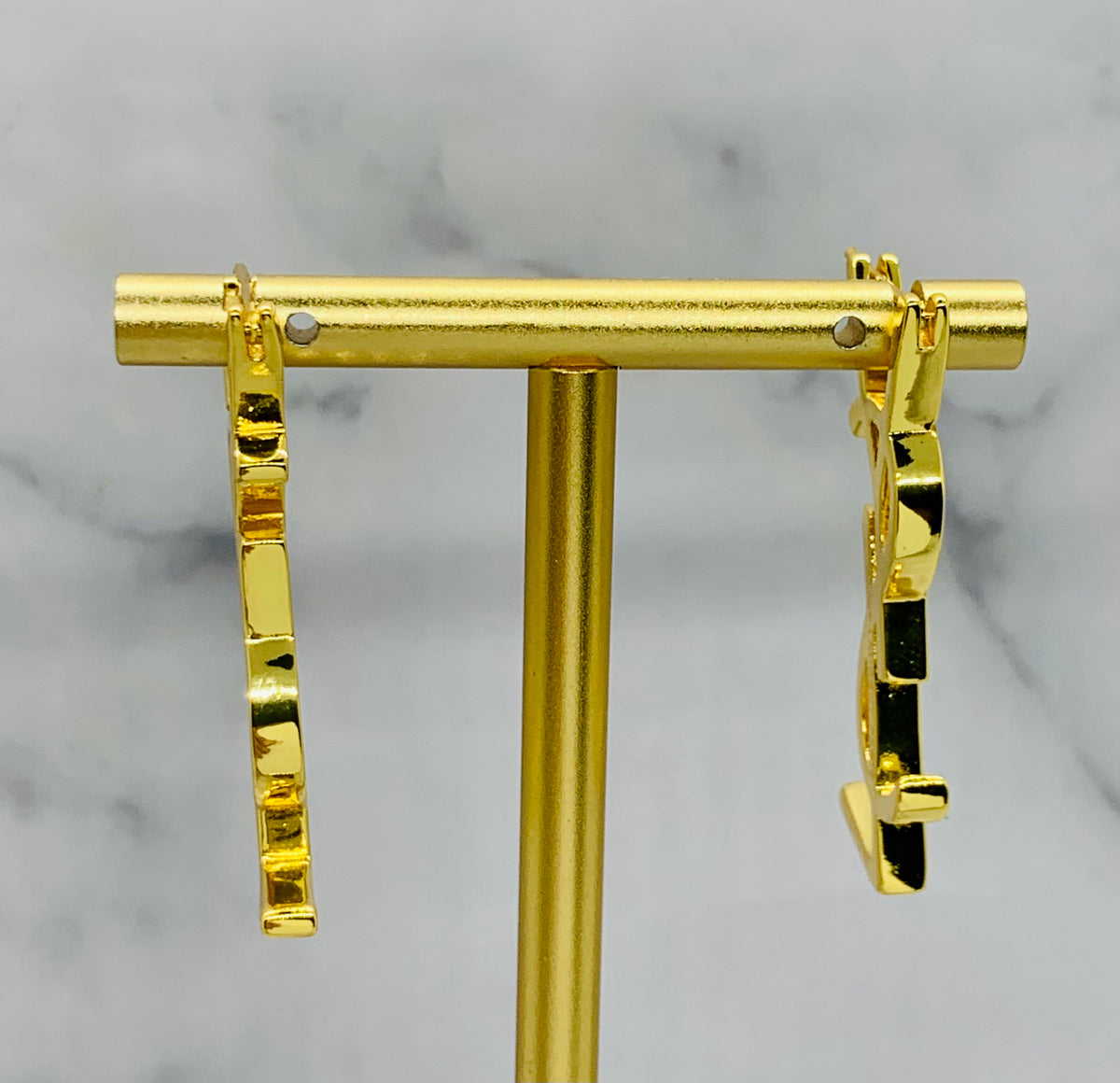 YSL YVES SAINT LAURENT Monogram Earrings - Pre owned