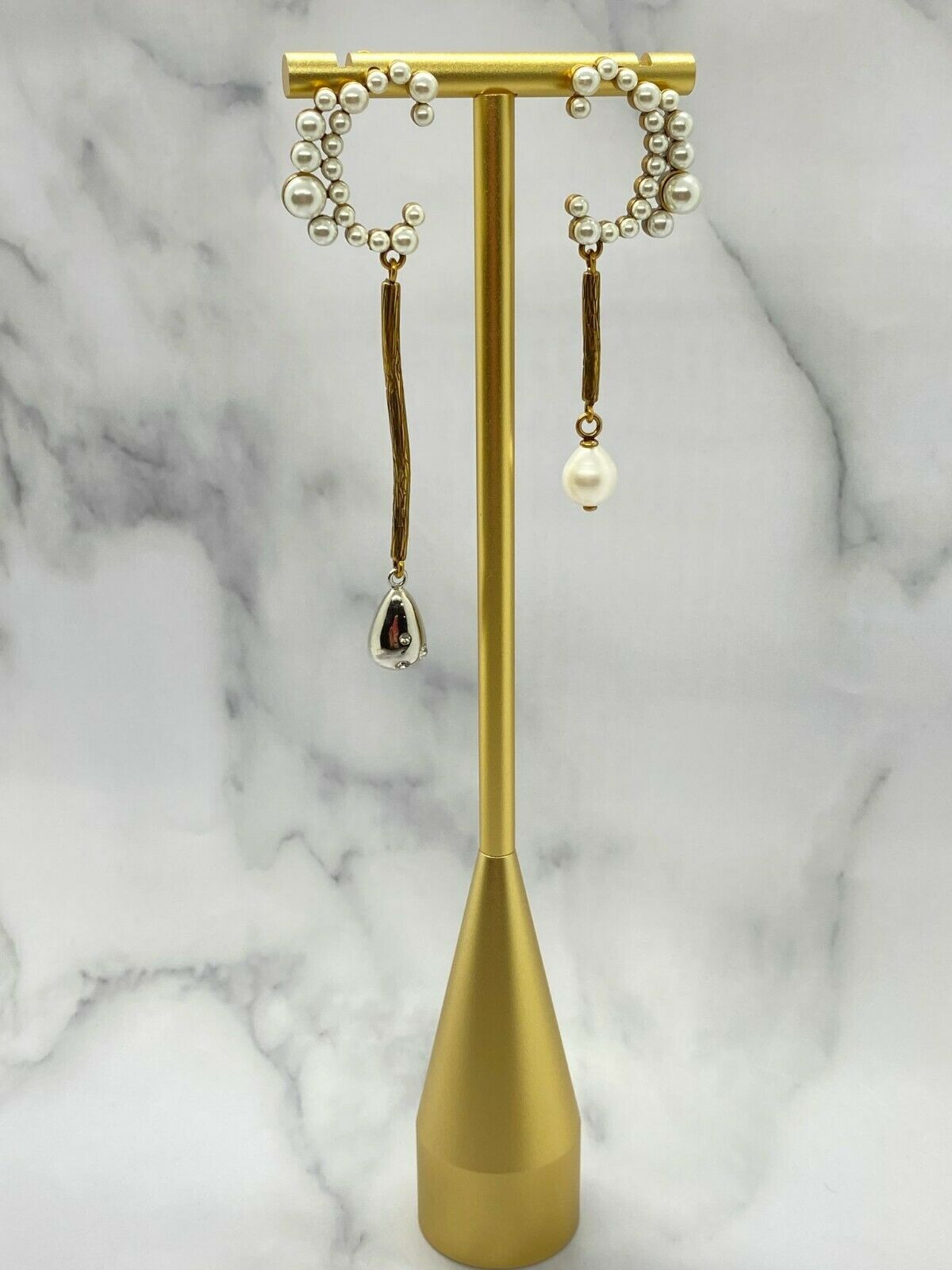 CHLOE C Pearl Asymmetric Pendant Earrings - USED