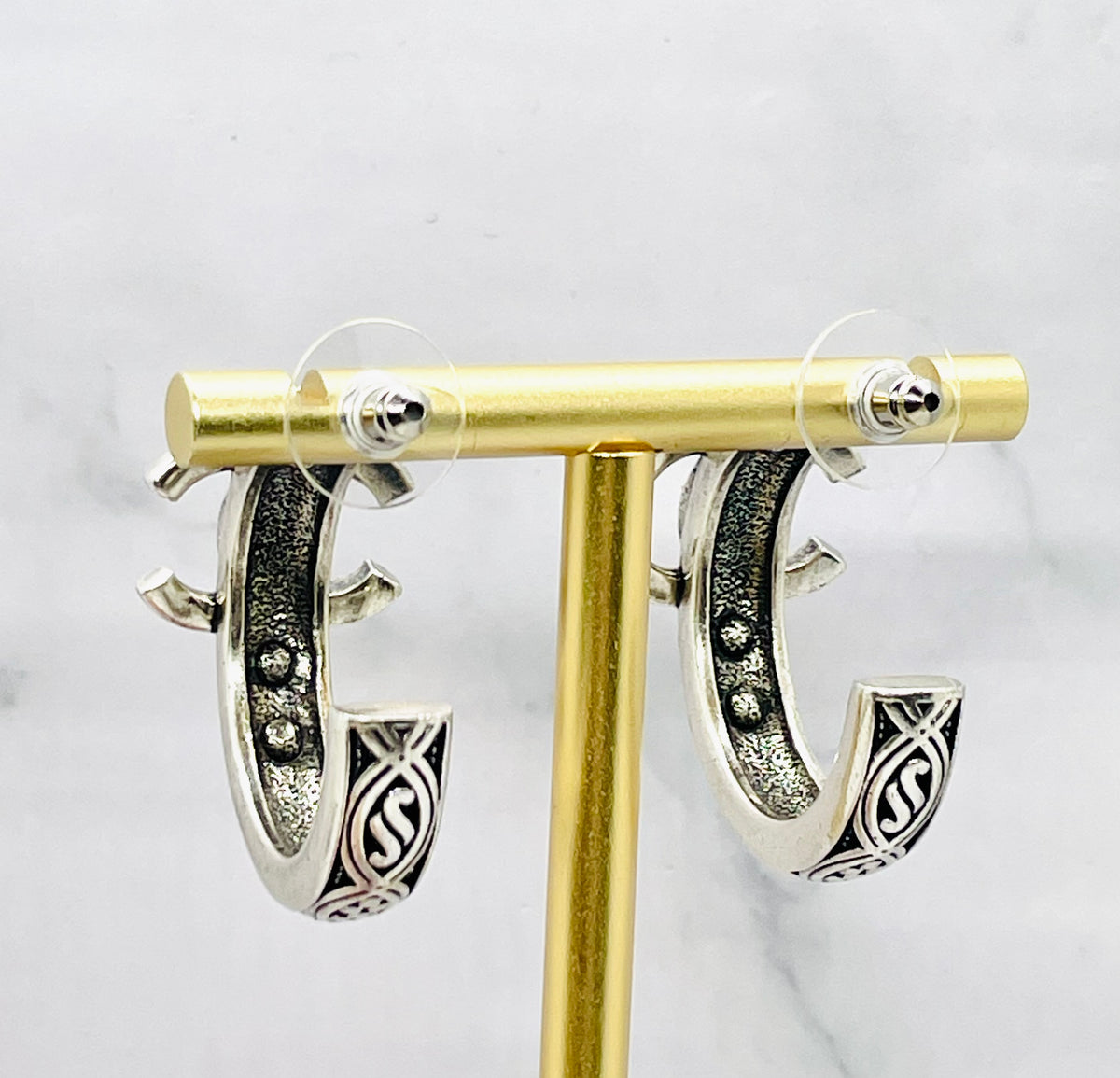 CHANEL CC Silver Rhinestone Hoop Earrings - Pre owned
