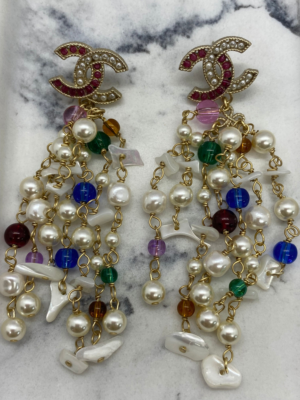 CHANEL CC Pearl Pendant Earrings - USED