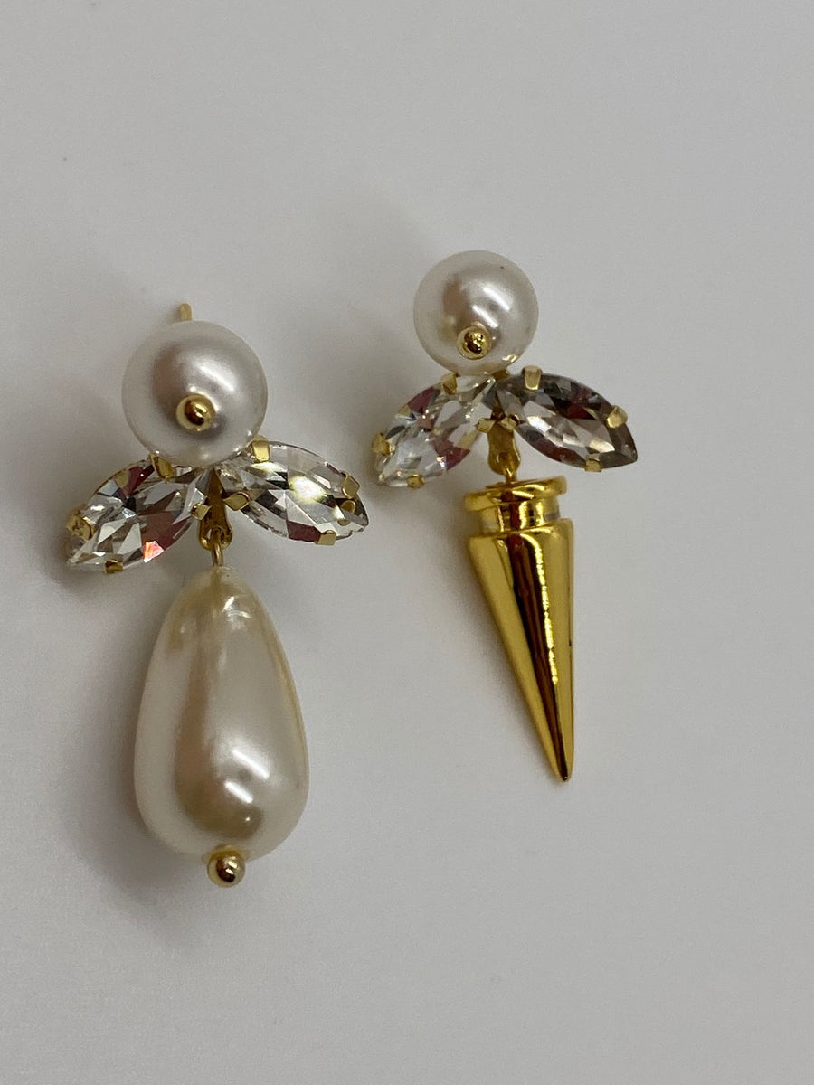 SIMONE ROCHA Asymmetric Pearl Silver Spike Rhinestone Earrings - Pre owned