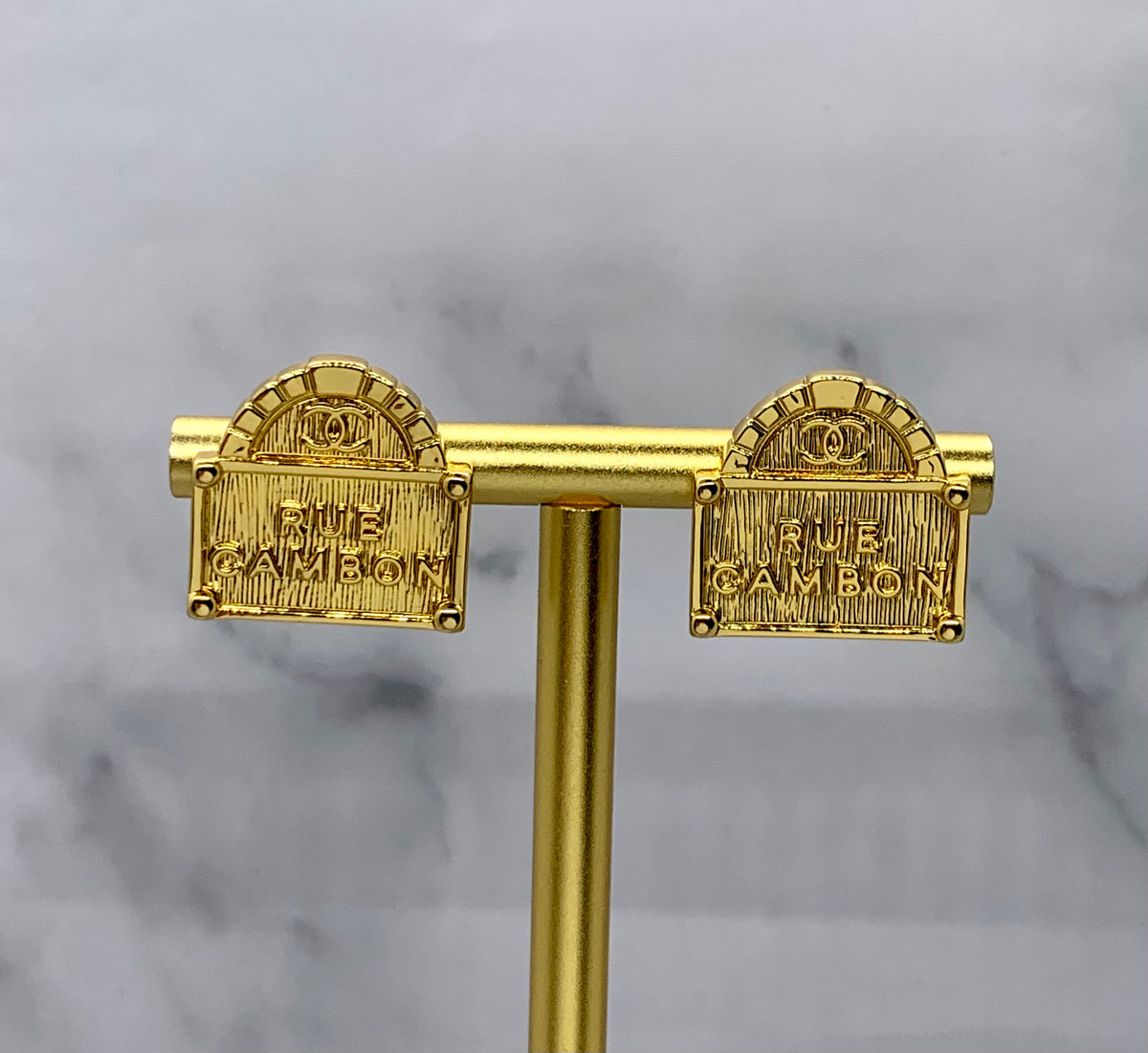 CHANEL CC Rue Cambon Earrings - USED