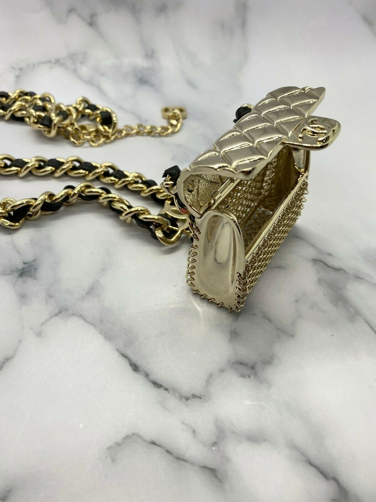 CHANEL CC Chain & Leather Trim Bag Necklace - Pre owned