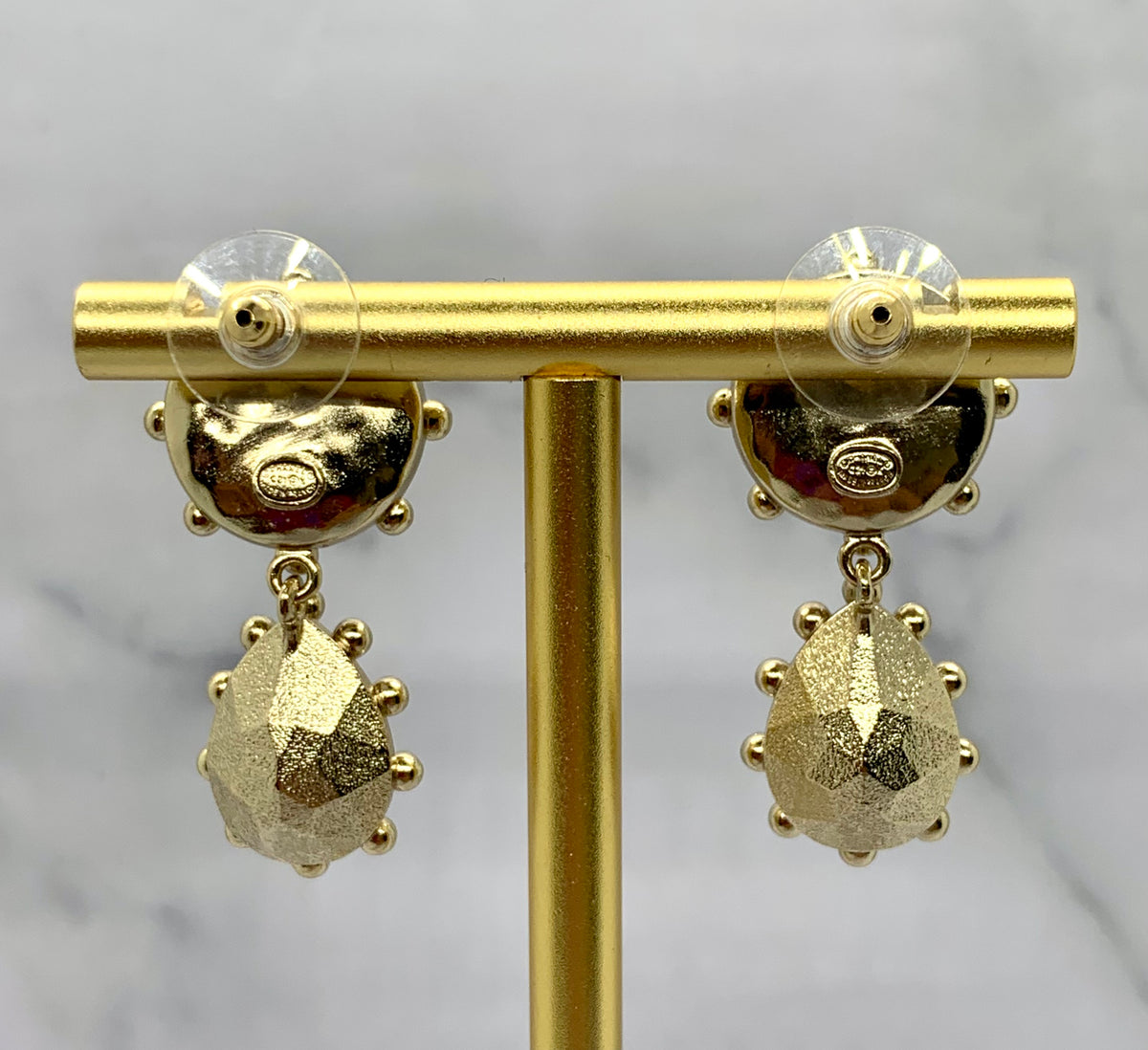 CHANEL CC Pink Pendant Earrings - Pre owned