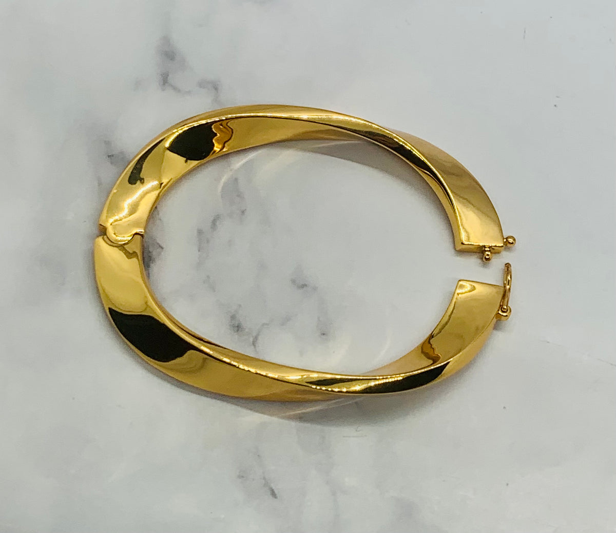 YSL YVES SAINT LAURENT Twist Bangle Bracelet - Pre owned
