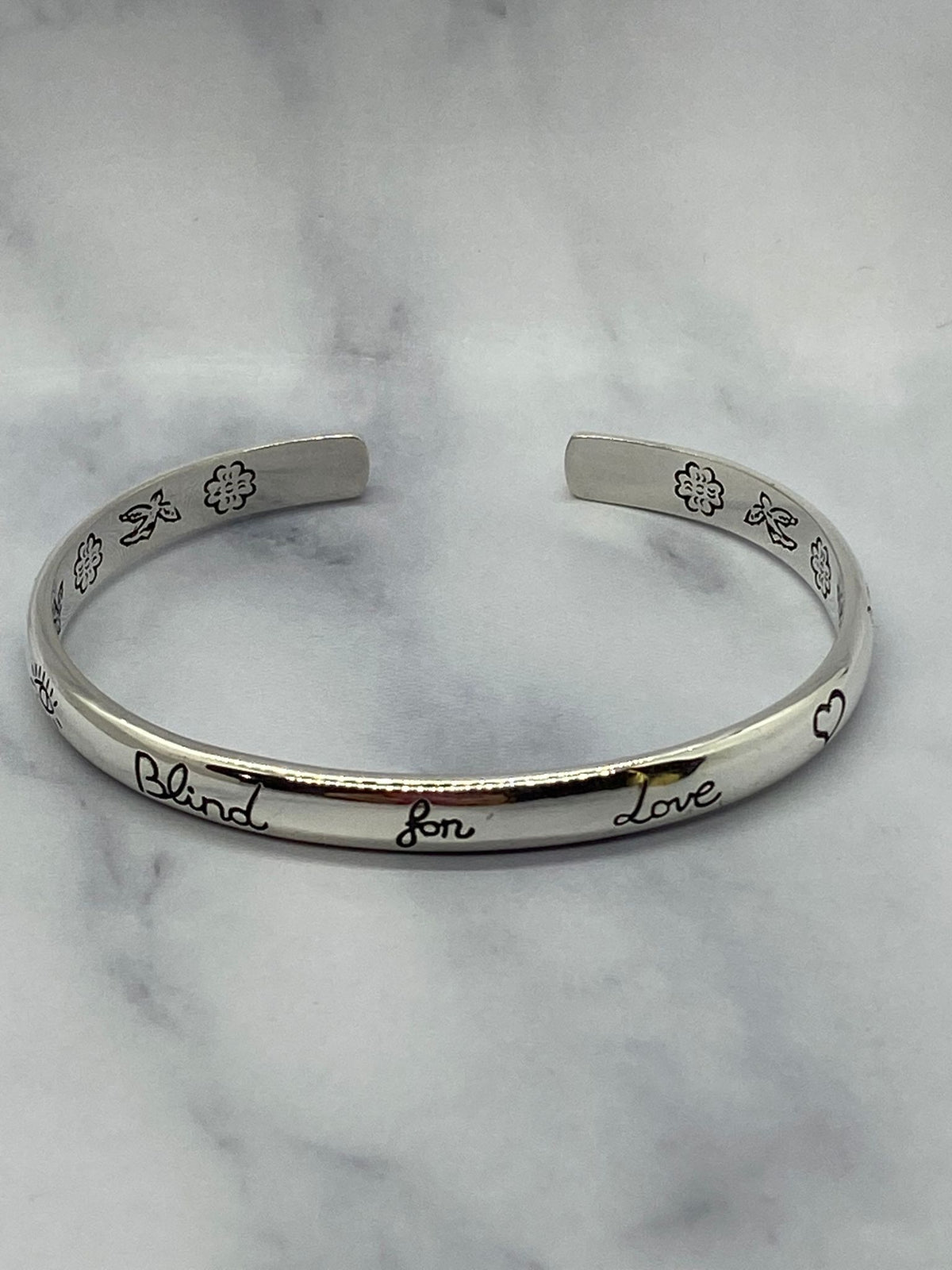 GUCCI silver Tone Blind For Love Cuff Bracelet - USED