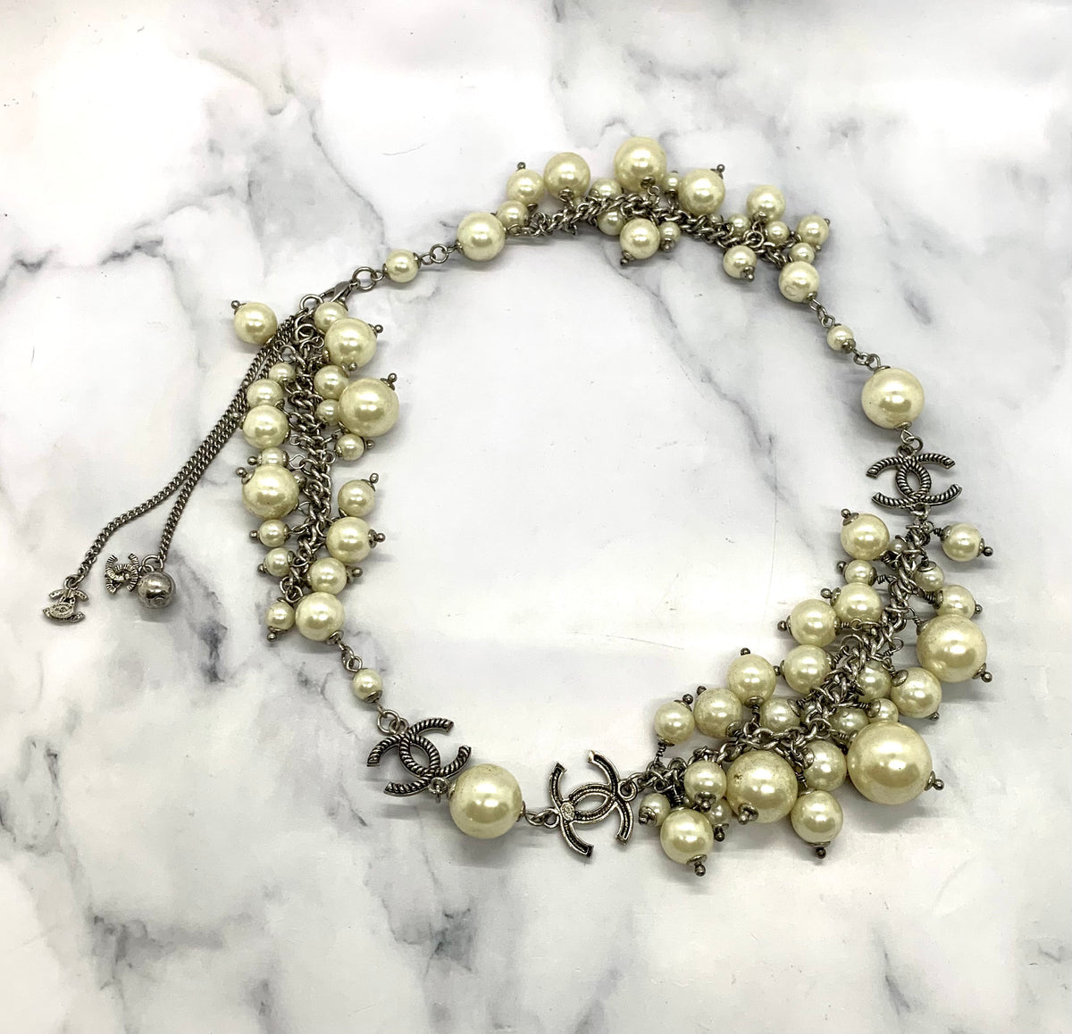 CHANEL CC 2009 Statement Pearl Necklace - USED