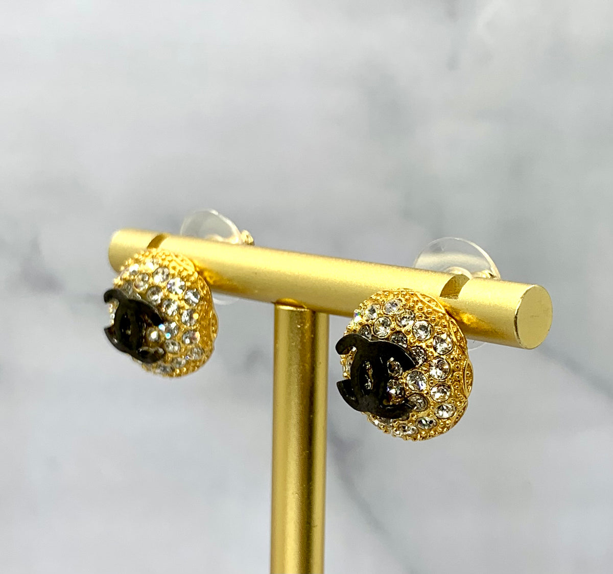 CHANEL CC Rhinestone Button Earrings - Pre owned