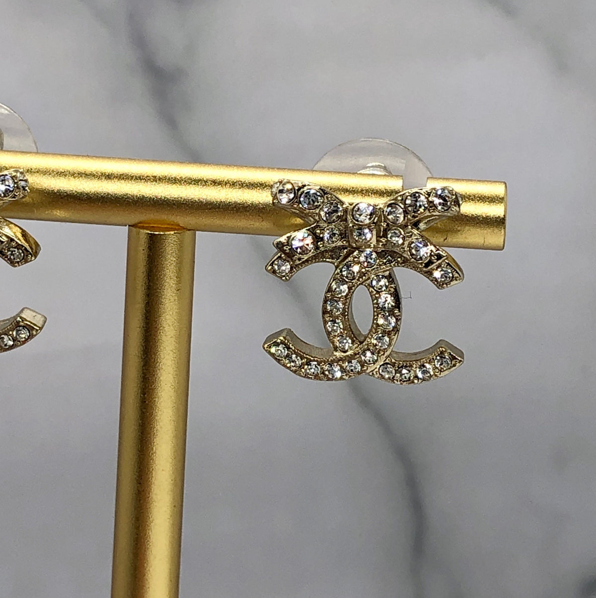 CHANEL CC Rhinestone Bow Earrings - Pre owned