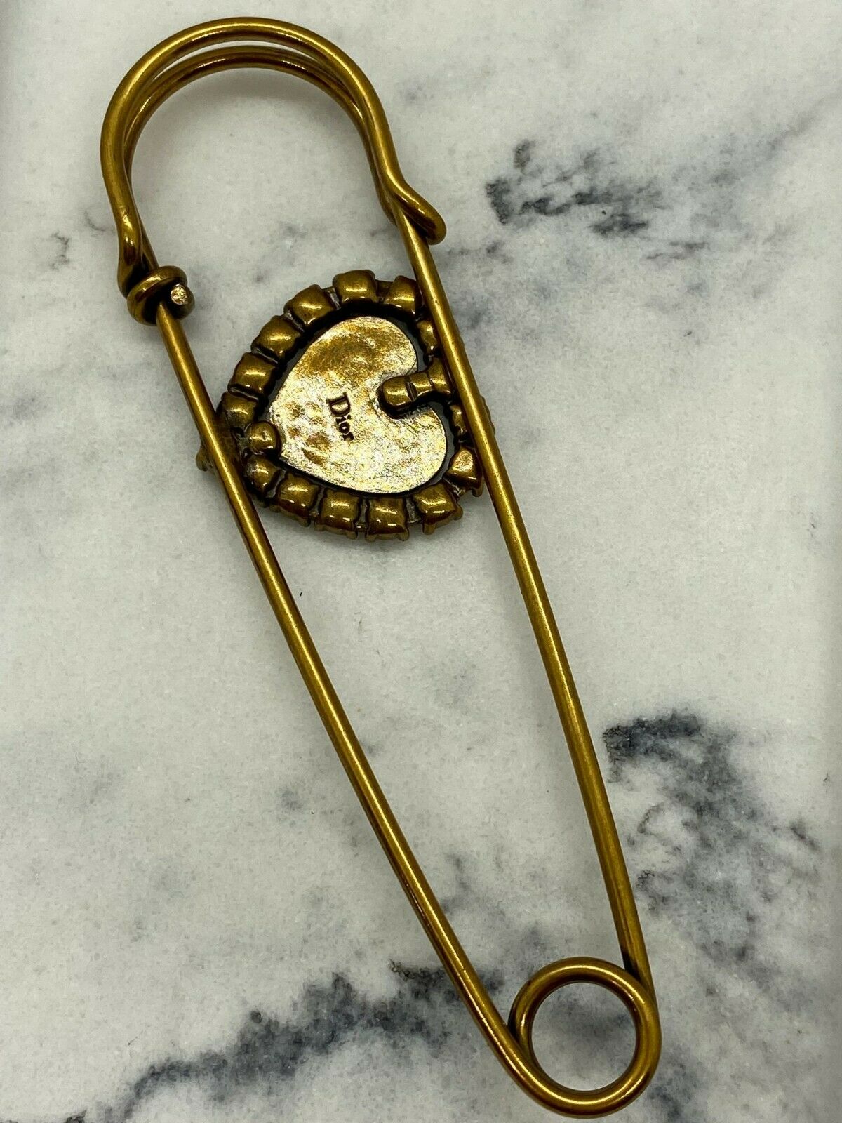 CHRISTIAN DIOR J'Adior Heart Safety Pin Brooch - Pre owned